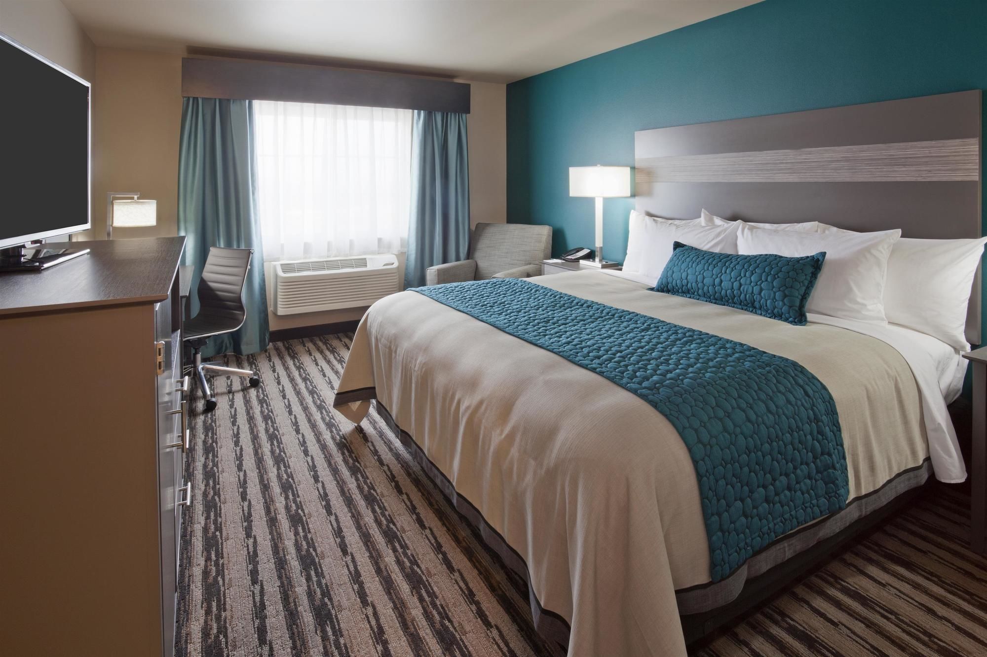 GrandStay Valley City