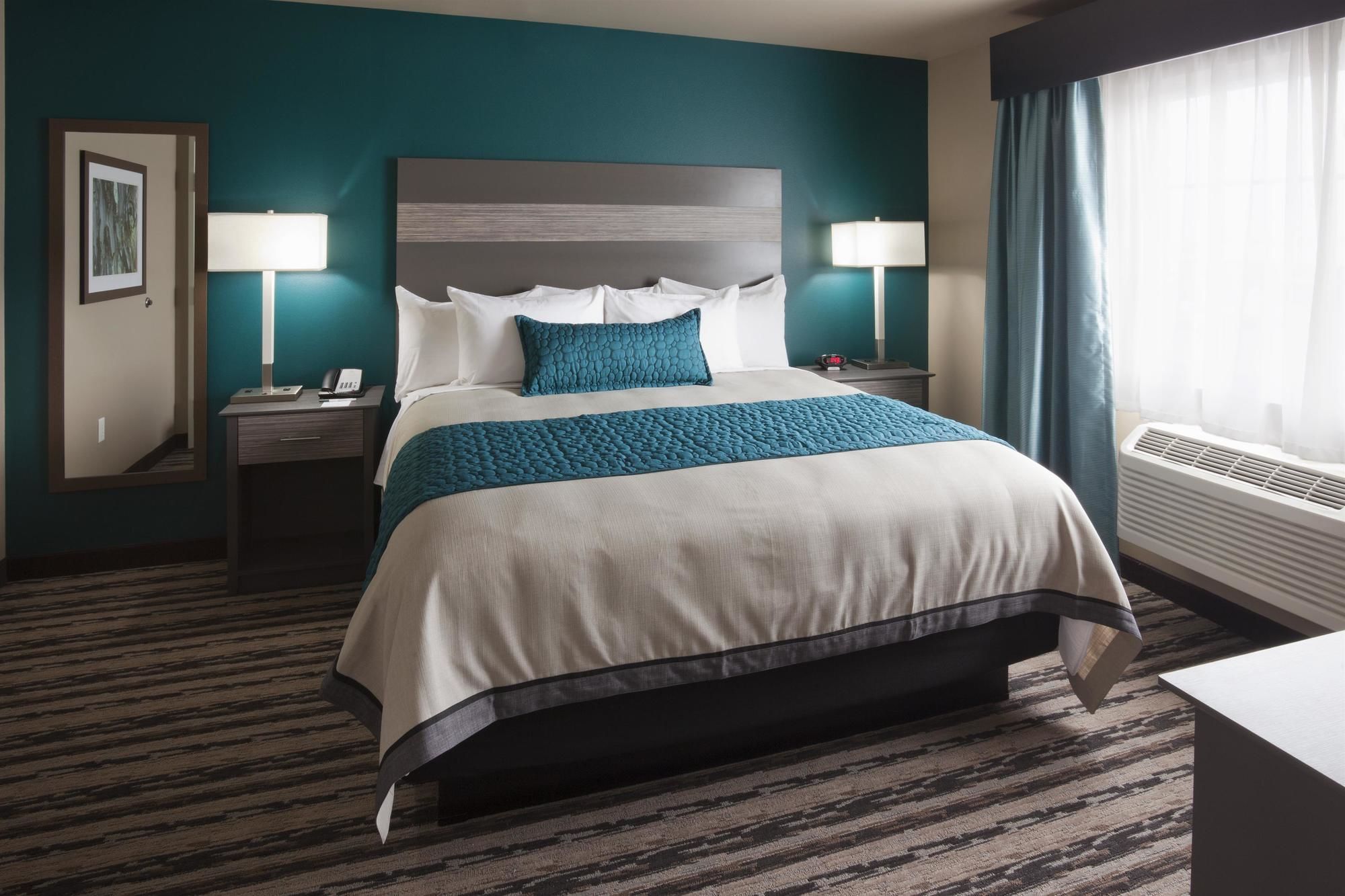 GrandStay Valley City