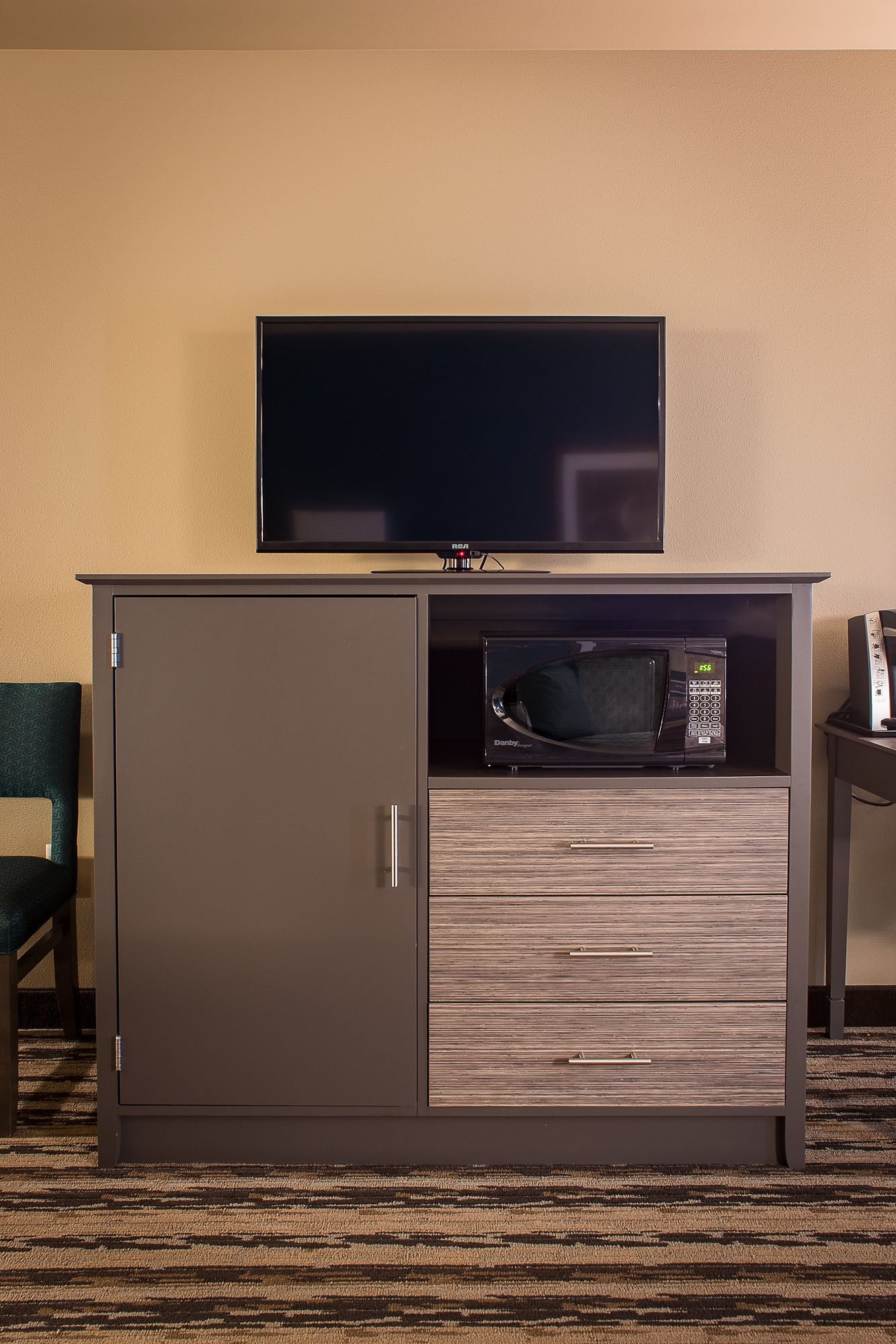 GrandStay Valley City