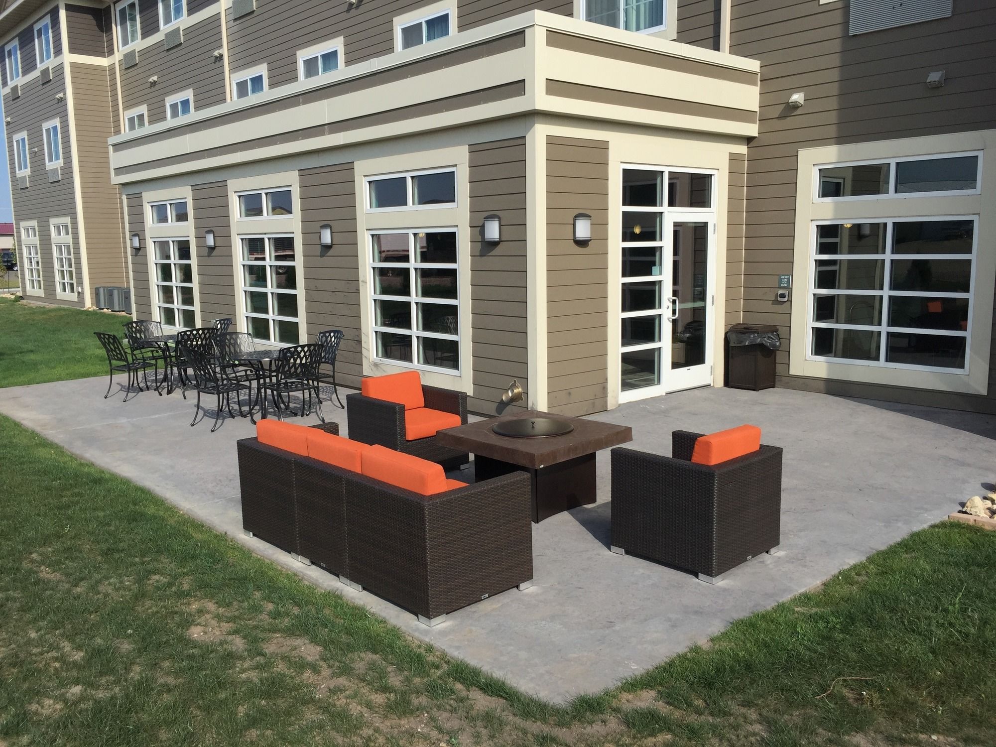 GrandStay Valley City