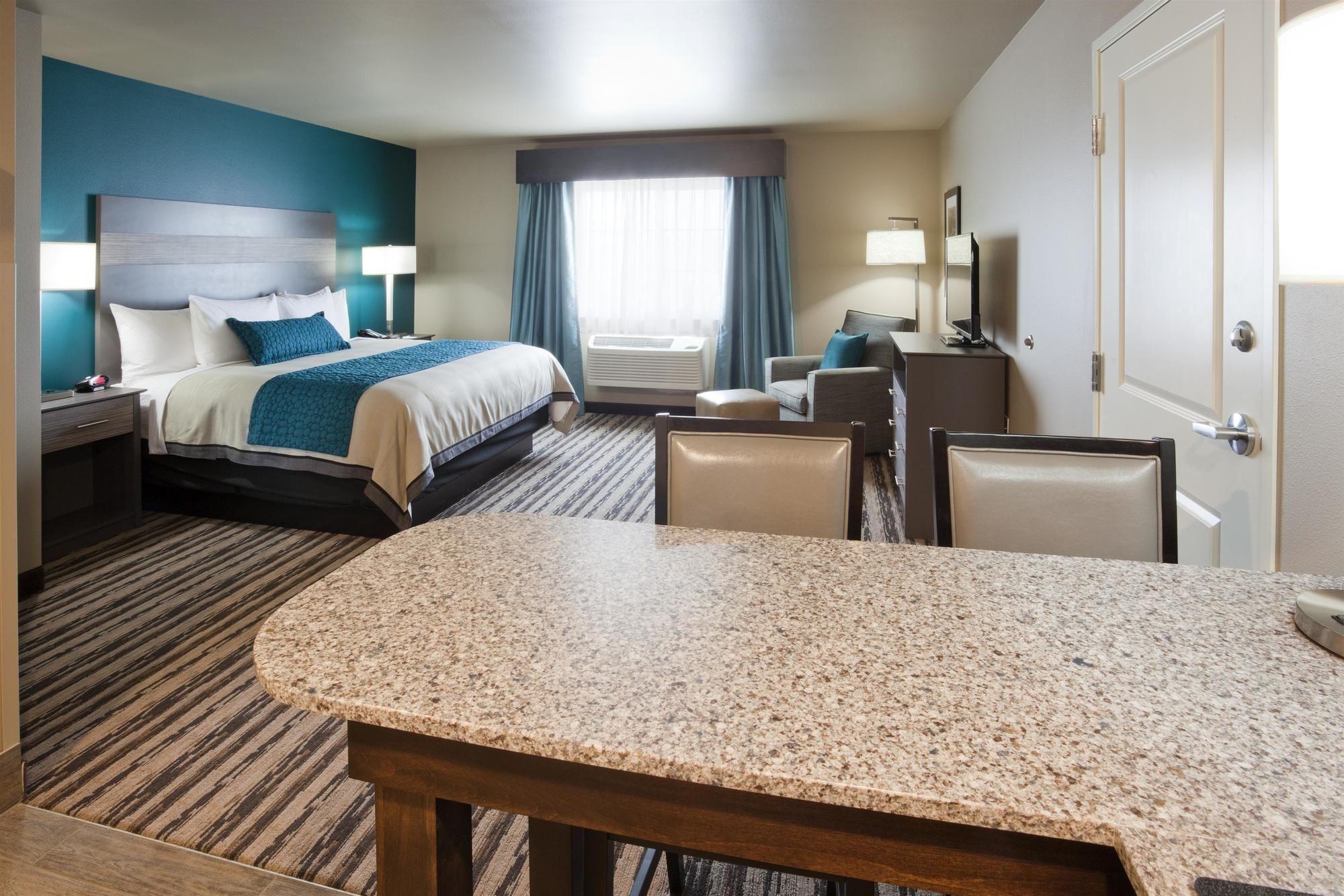 GrandStay Valley City