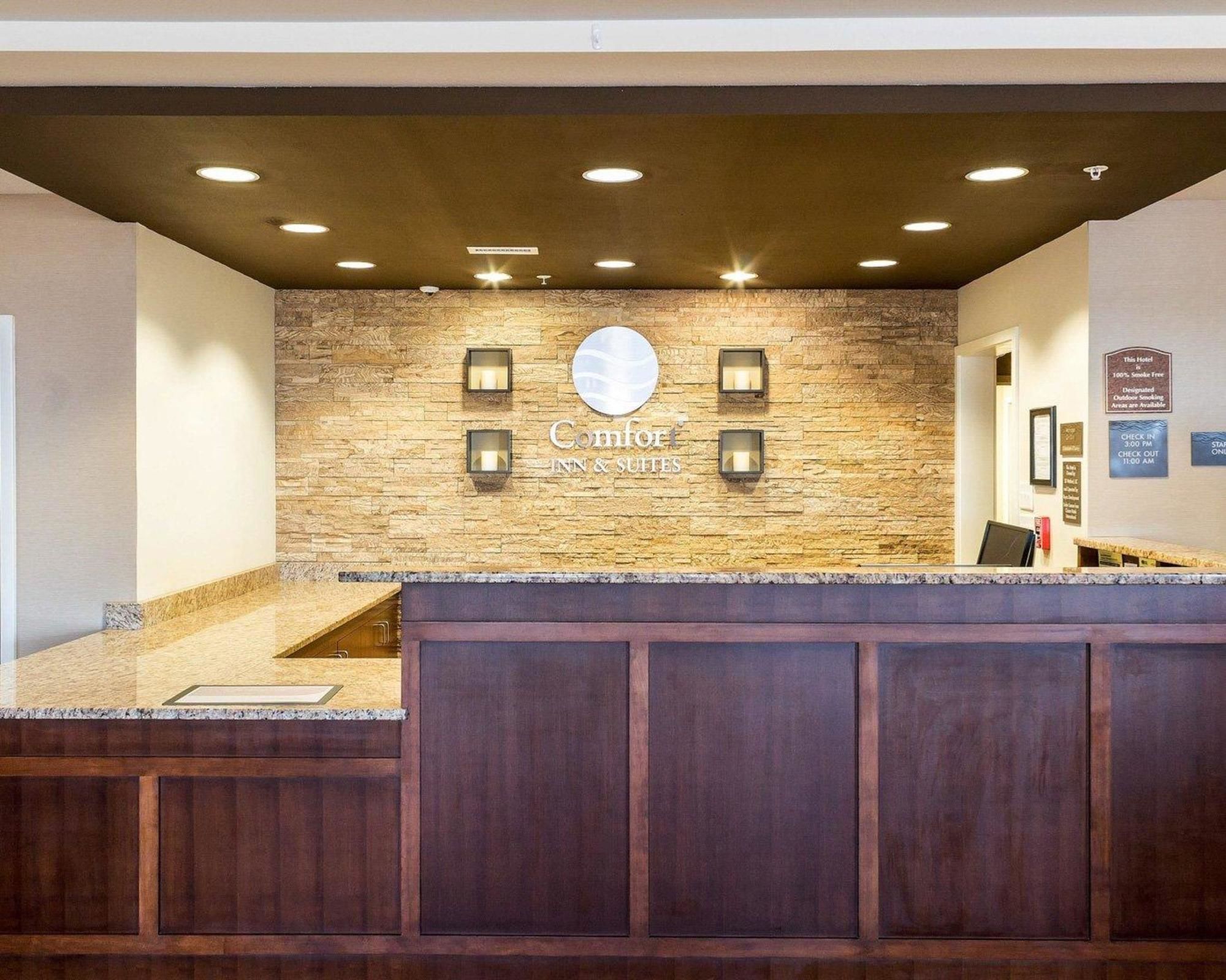 Comfort Inn And Suites