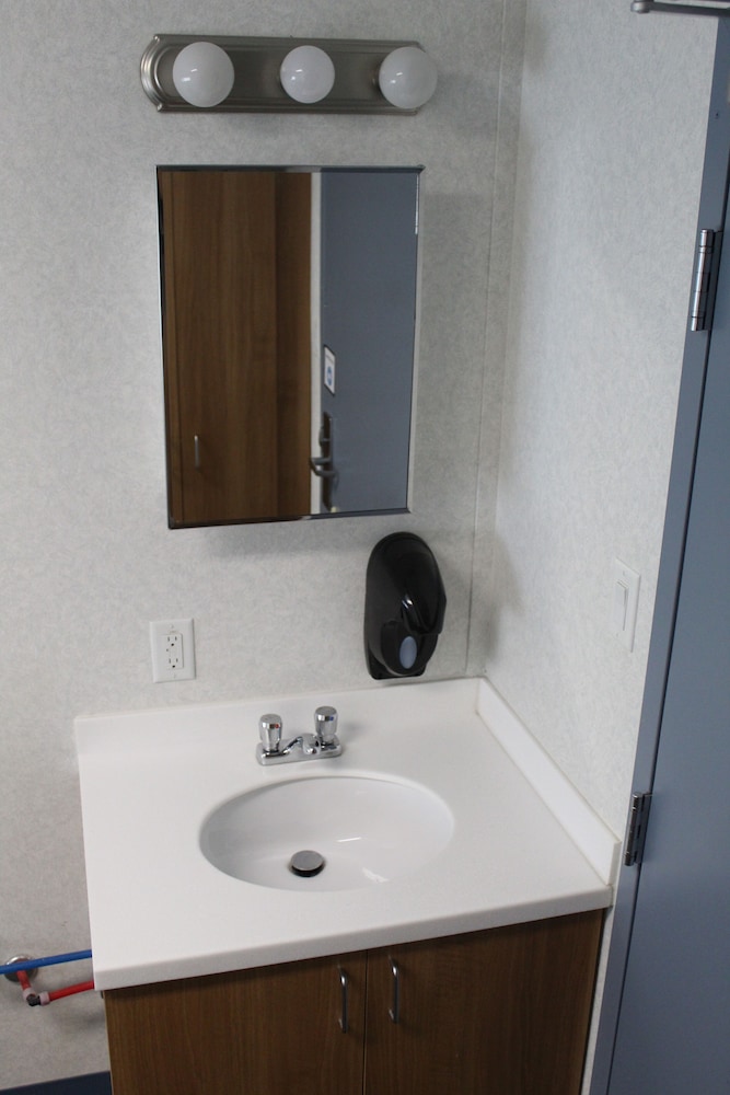 Target Hospitality-Watford City Lodge