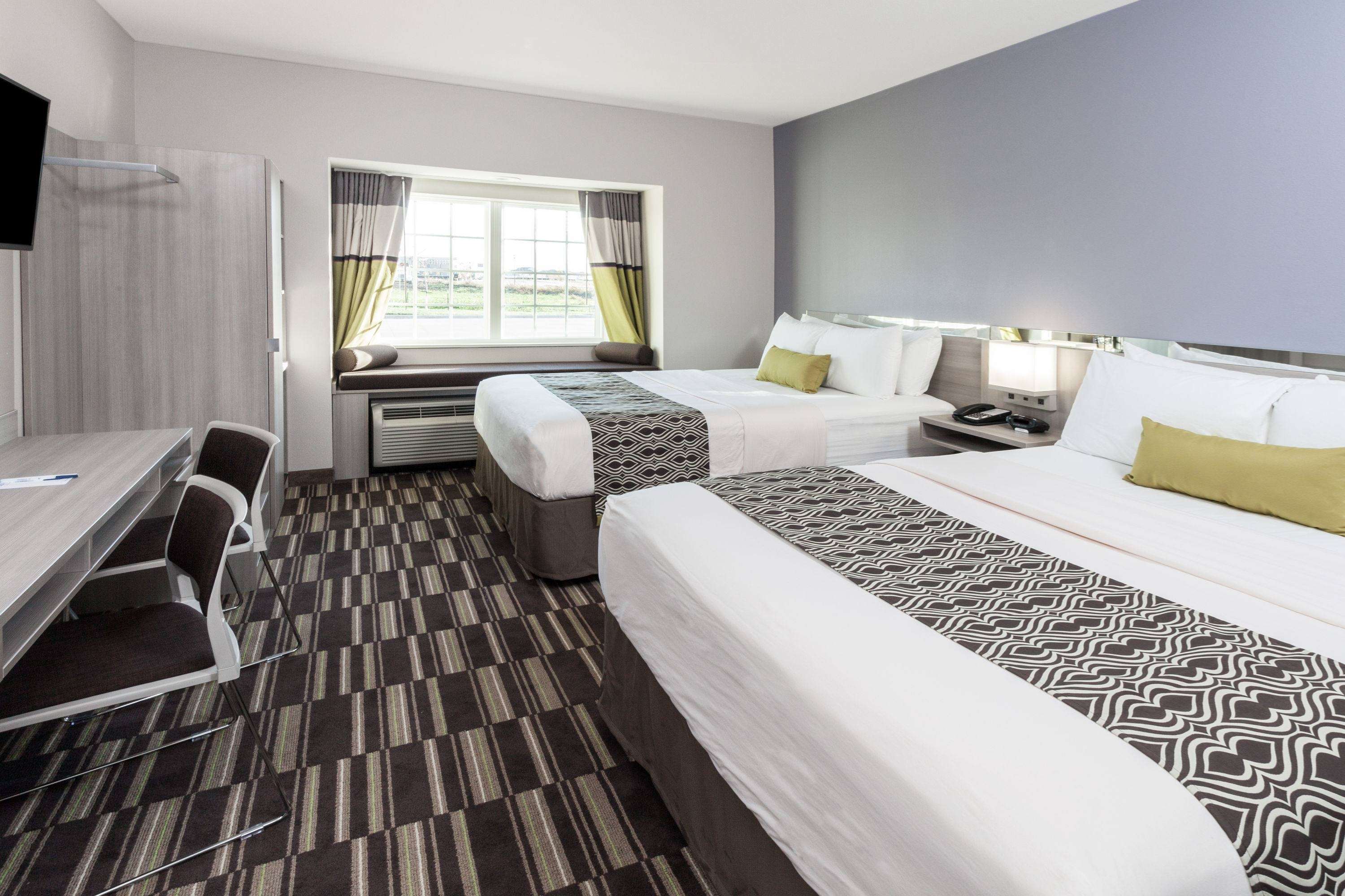 Microtel Inn & Suites by Wyndham West Fargo Medical Center