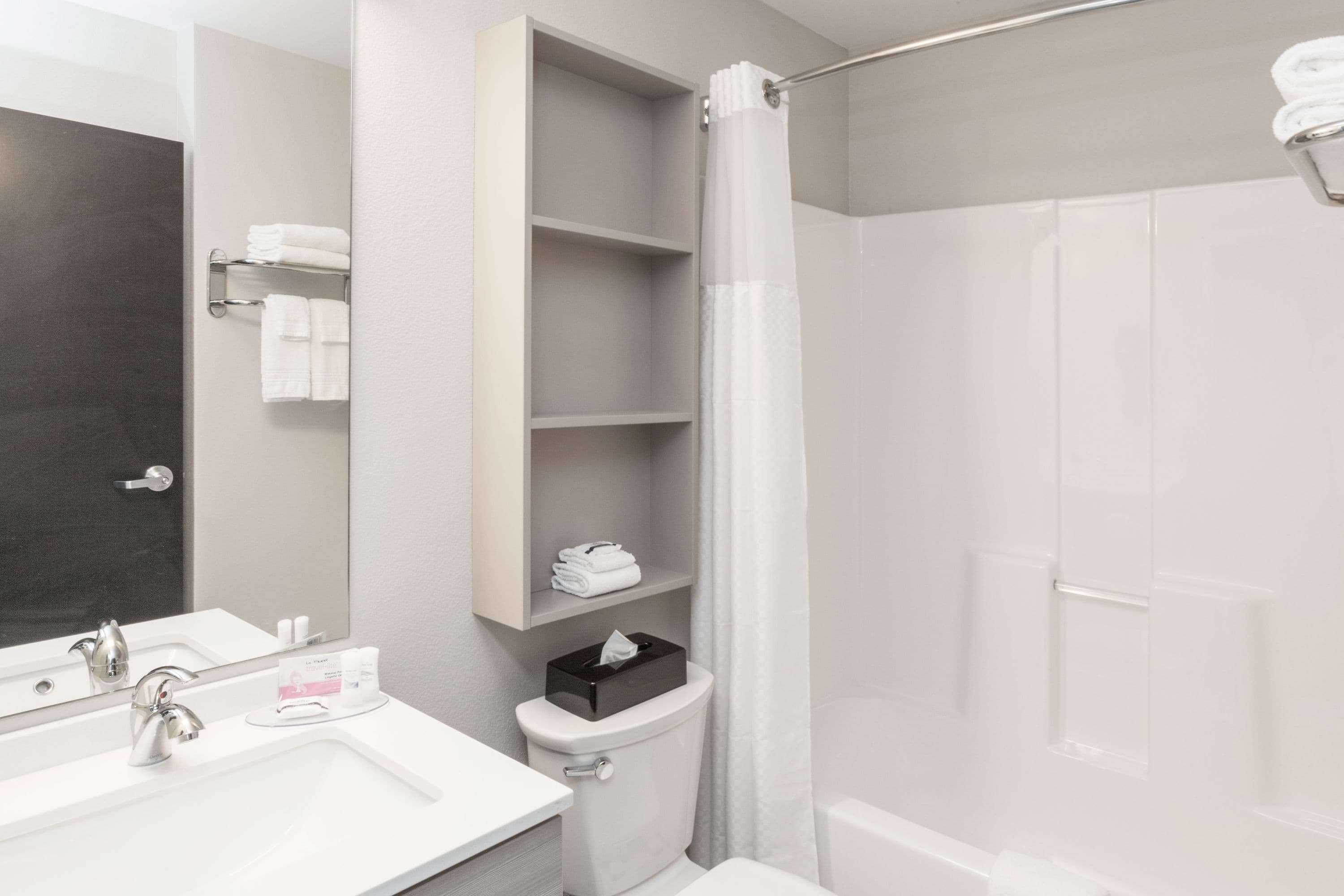 Microtel Inn & Suites by Wyndham West Fargo Medical Center