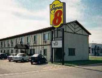 Super 8 by Wyndham West Fargo Main Ave ND