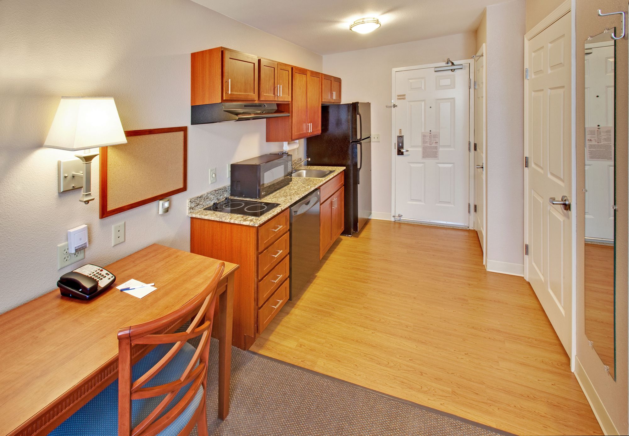 Candlewood Suites Williston