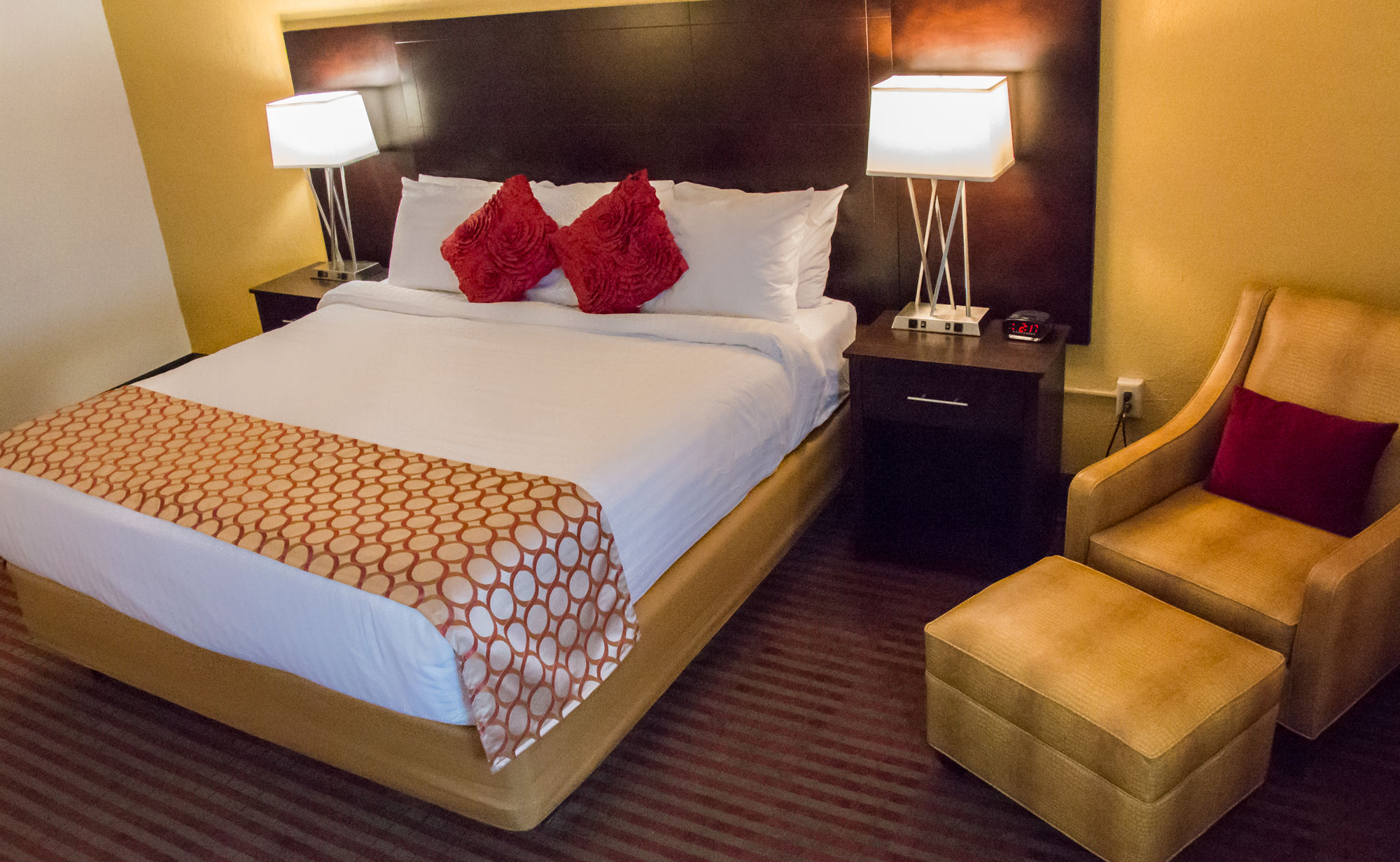 The Grand Williston Hotel & Conference Center