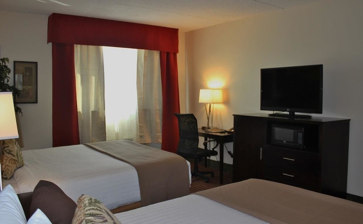 The Grand Williston Hotel & Conference Center