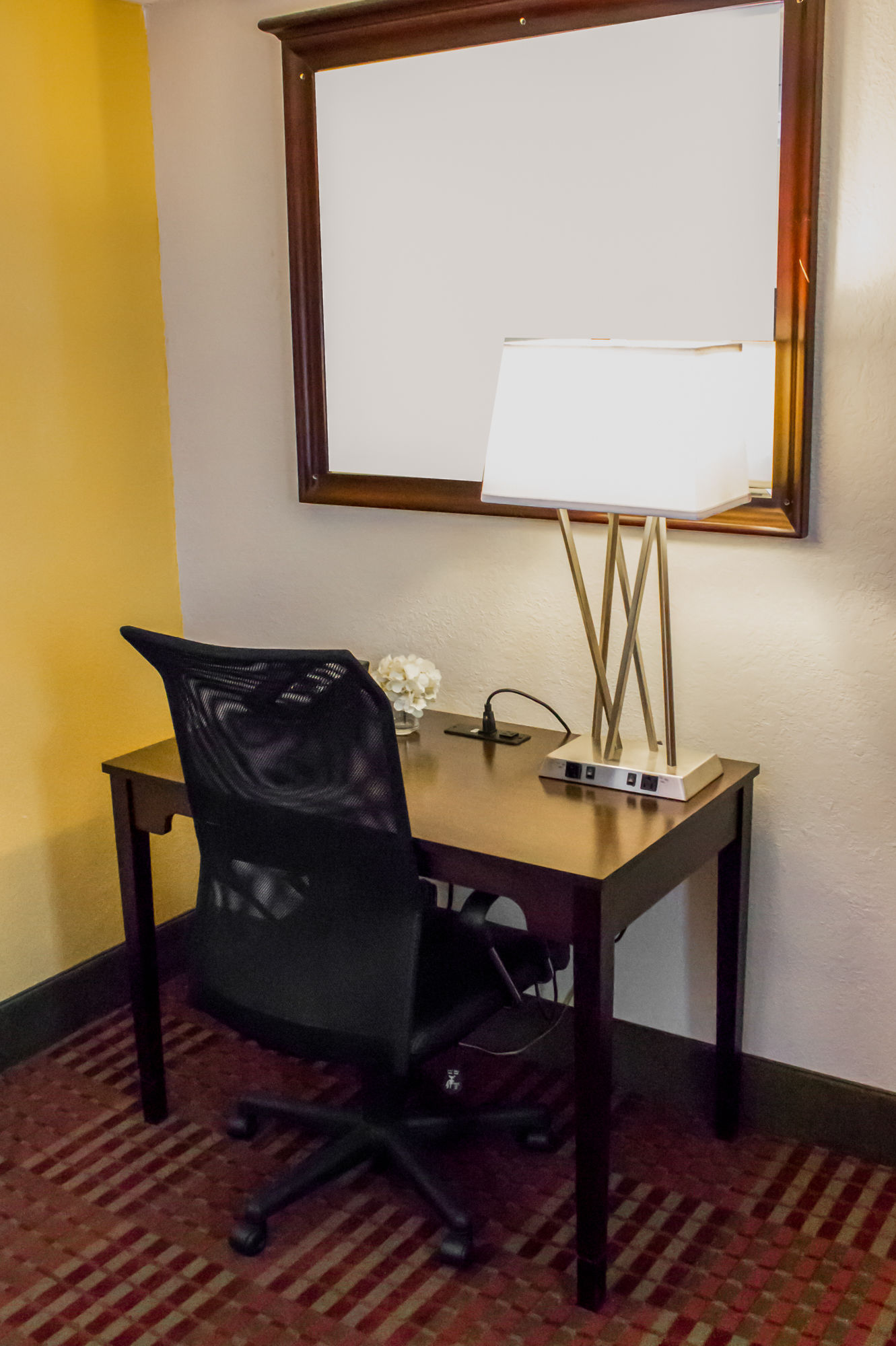 The Grand Williston Hotel & Conference Center