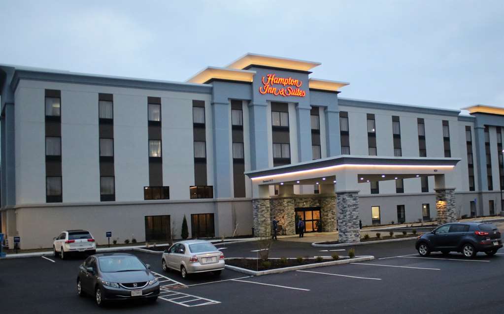Hampton Inn & Suites Alliance