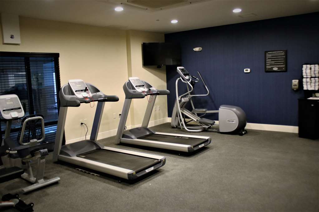 Hampton Inn & Suites Alliance