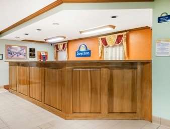 Days Inn by Wyndham Amherst