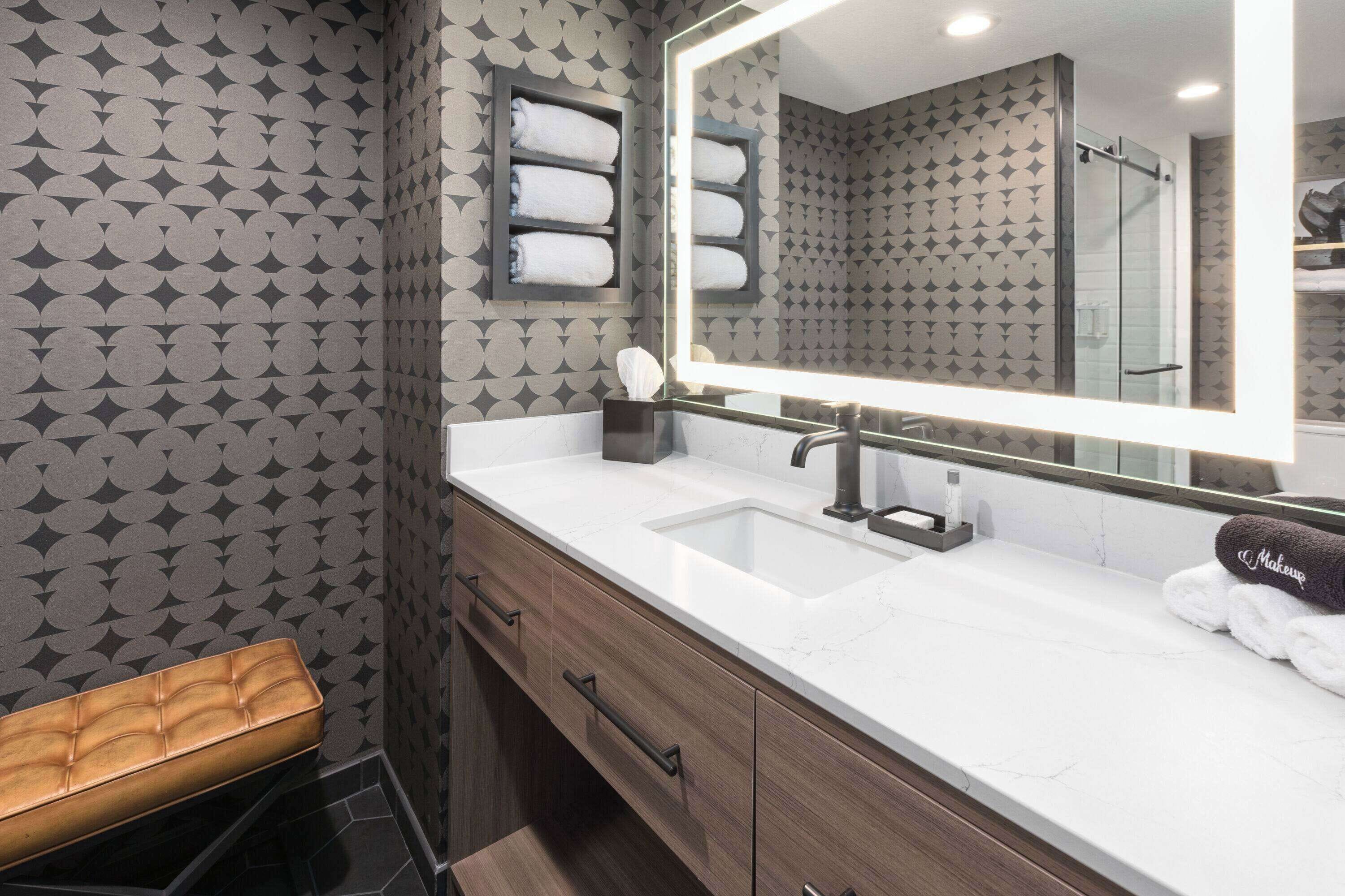 Riverbend Hotel and Suites, Trademark Collection by Wyndham