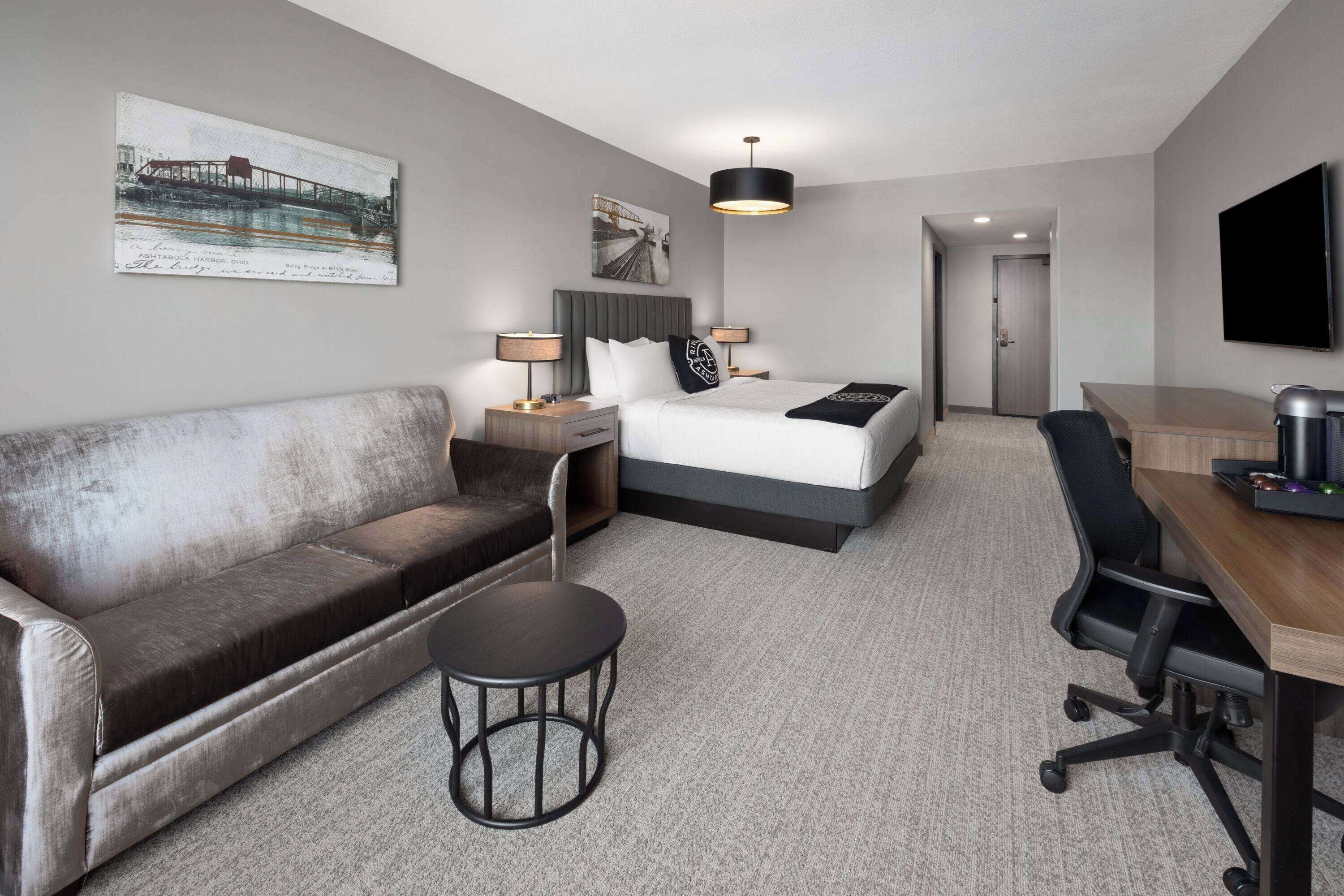 Riverbend Hotel and Suites, Trademark Collection by Wyndham