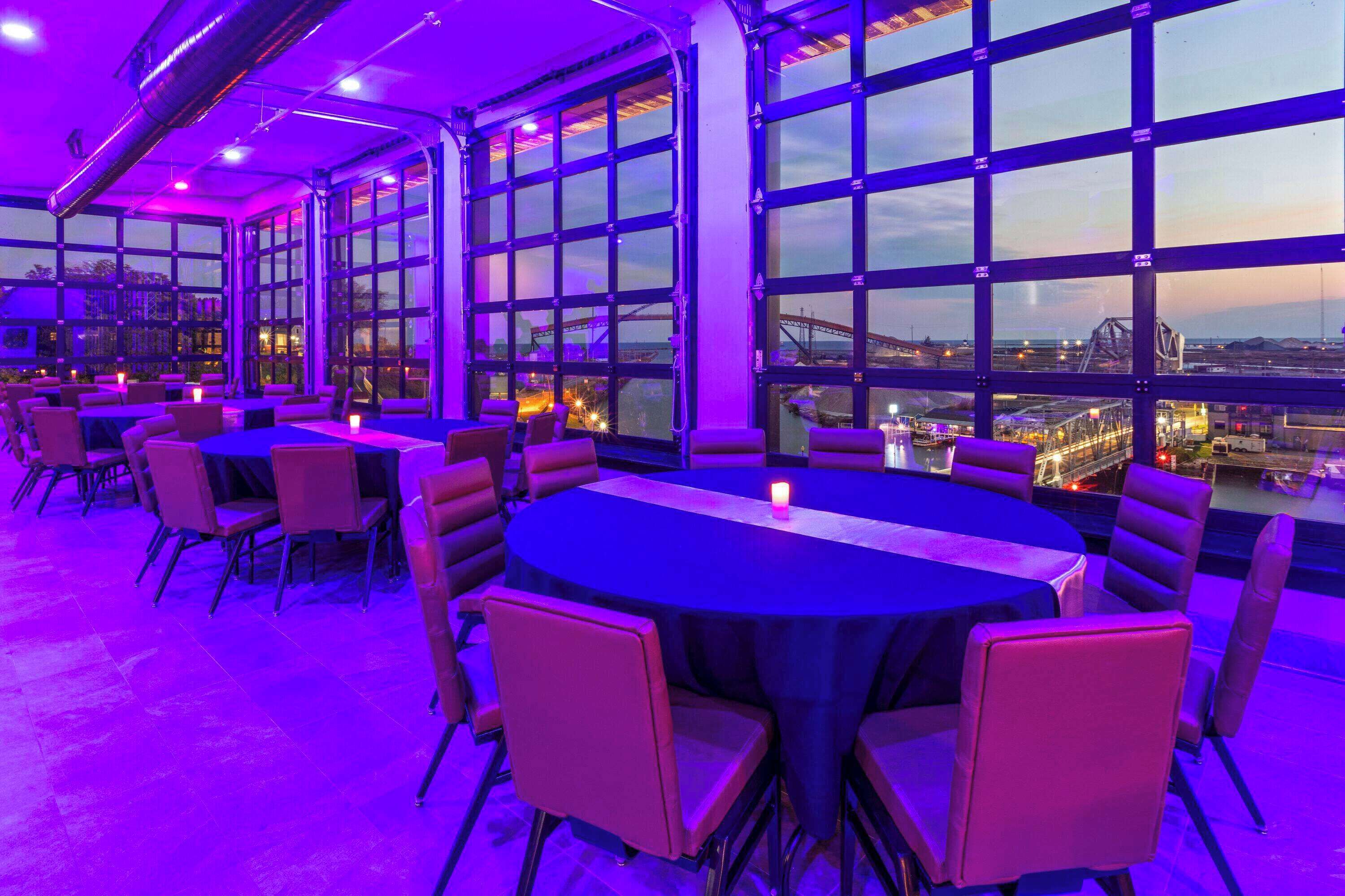 Riverbend Hotel and Suites, Trademark Collection by Wyndham