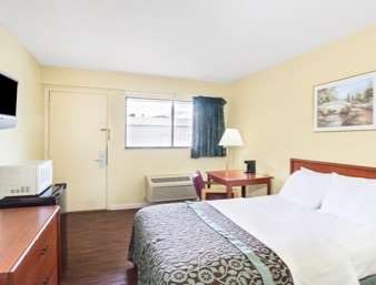 Days Inn by Wyndham Athens