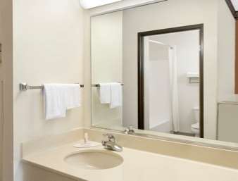 Super 8 by Wyndham Athens