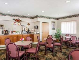 Super 8 by Wyndham Athens