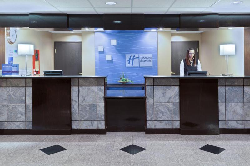 Holiday Inn Express Hotel & Suites Ashtabula-Geneva
