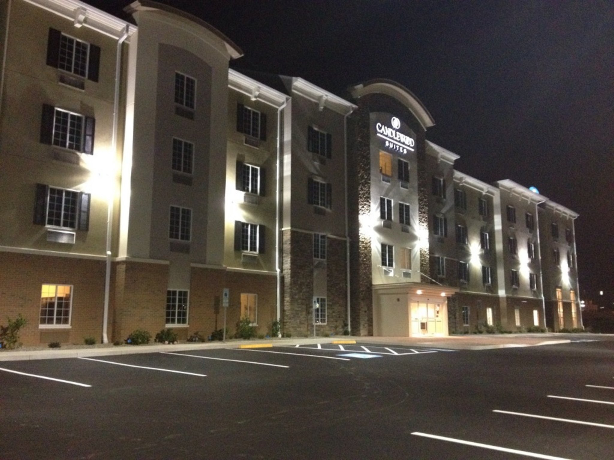 Candlewood Suites Youngstown West - Austintown