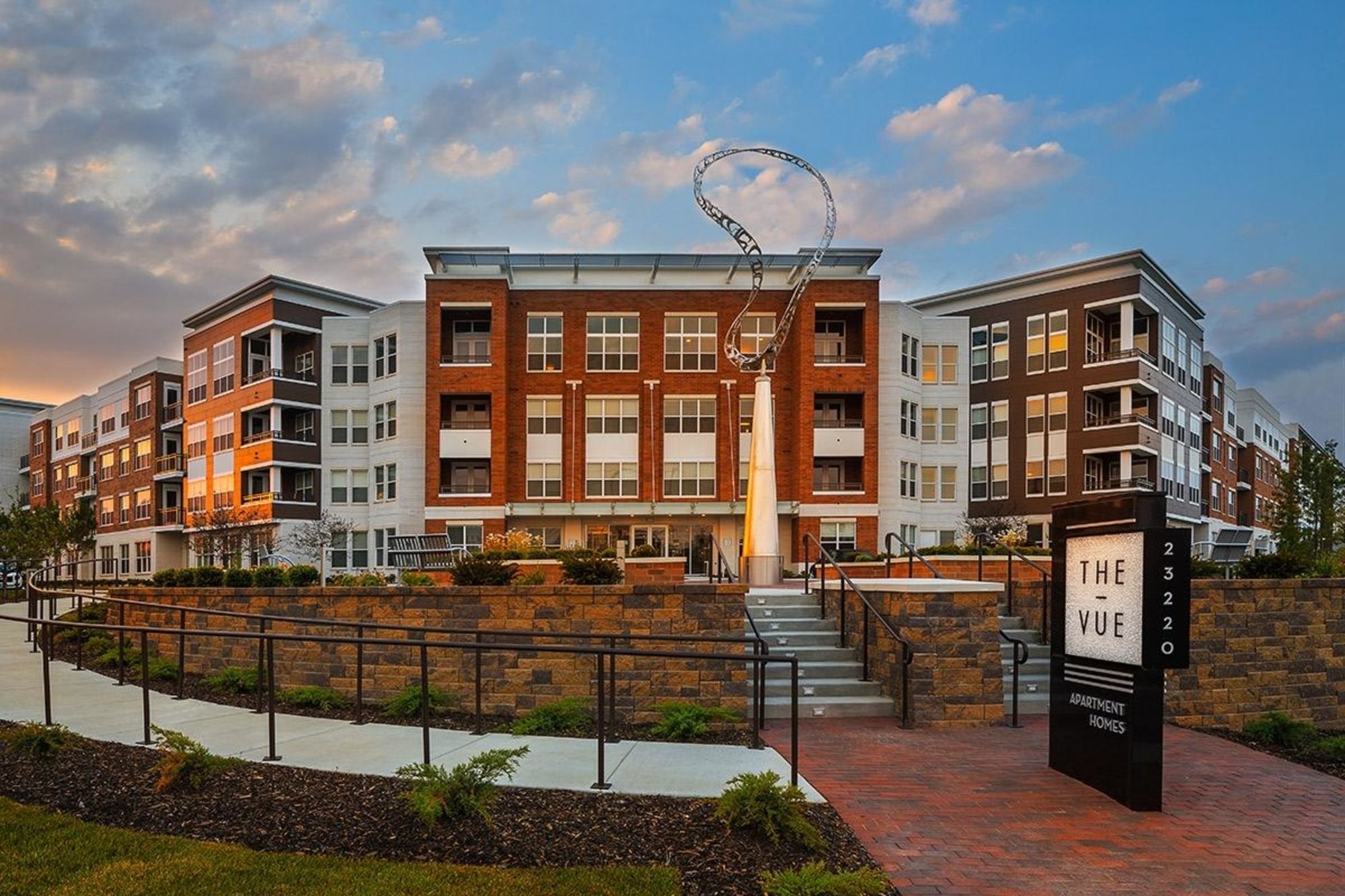 BridgeStreet At The Vue