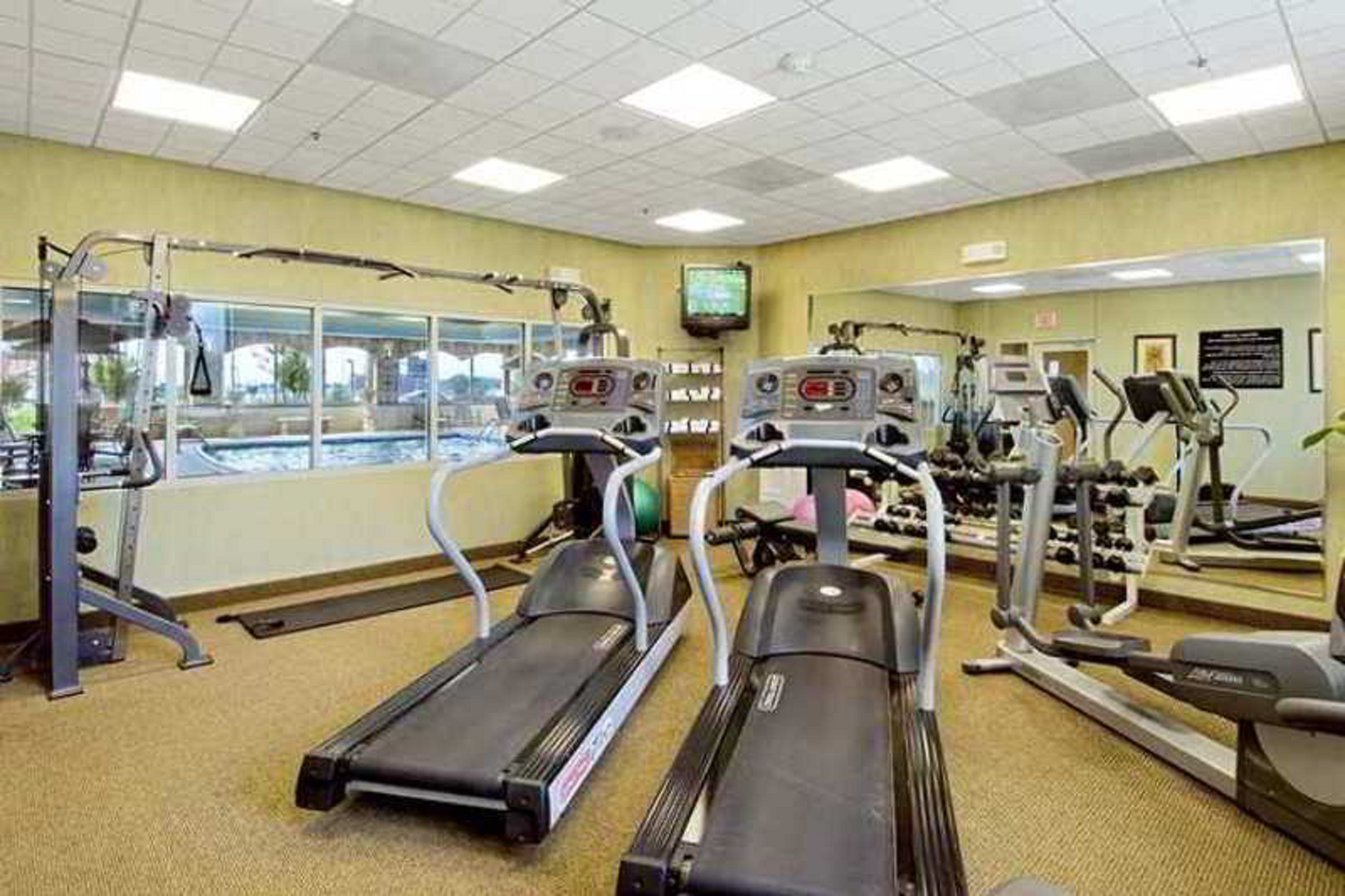 Hampton Inn & Suites Cleveland-Beachwood