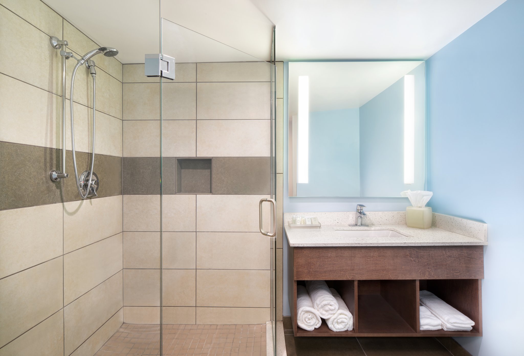 Hotel Indigo Cleveland-Beachwood