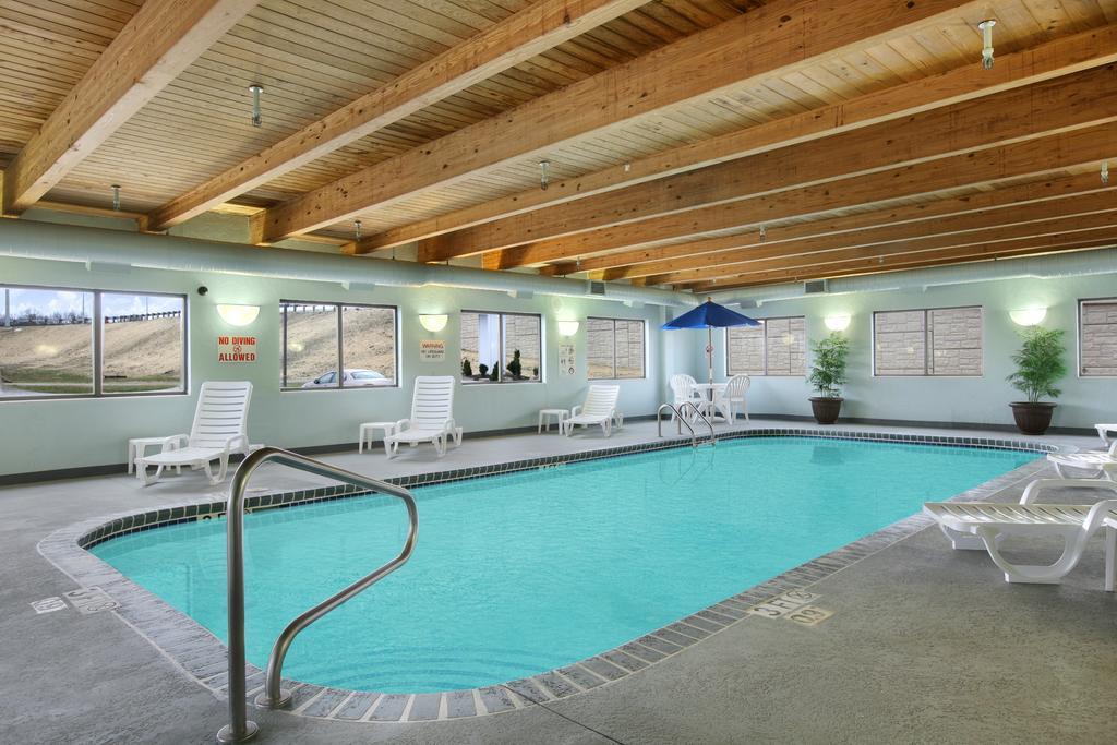 Baymont Inn & Suites Boston Heights/Hudson