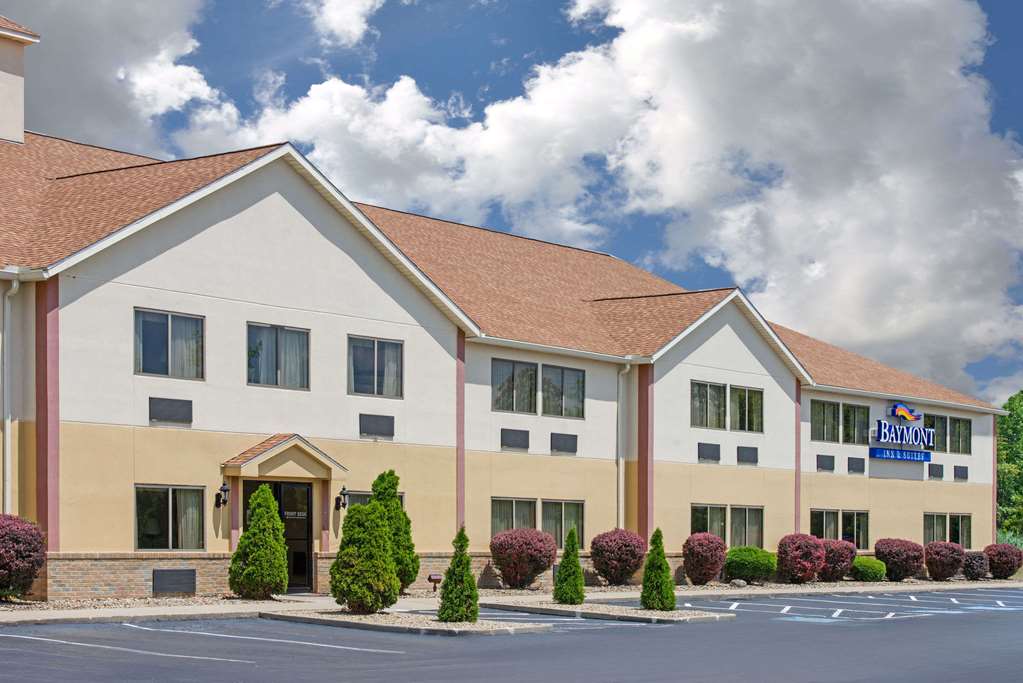 Baymont Inn & Suites Boston Heights/Hudson