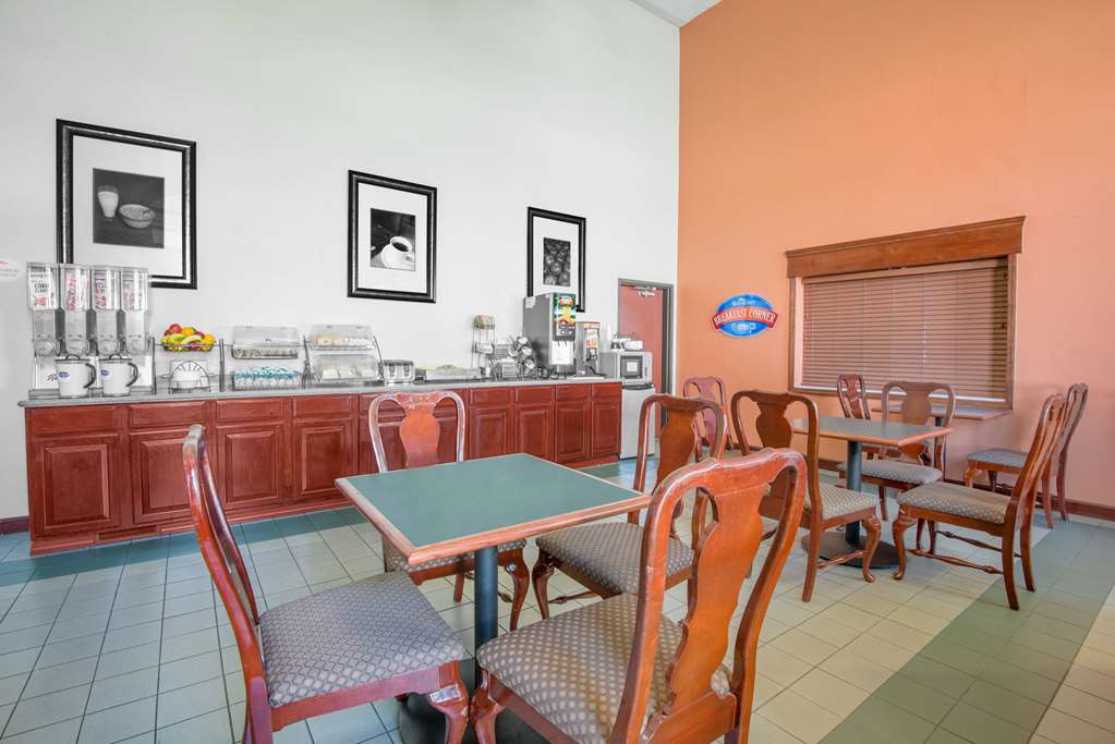 Baymont Inn & Suites Boston Heights/Hudson