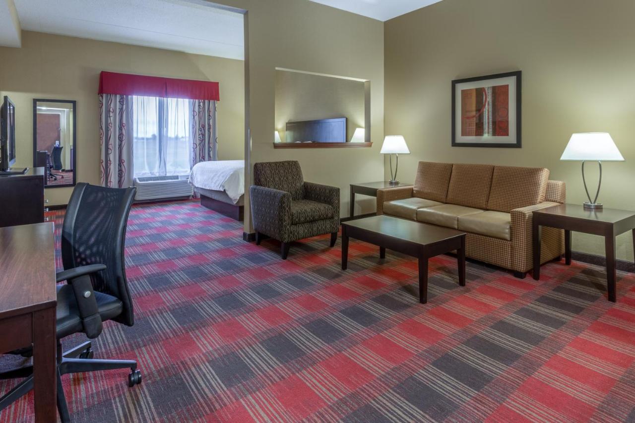 Holiday Inn Express & Suites Bowling Green