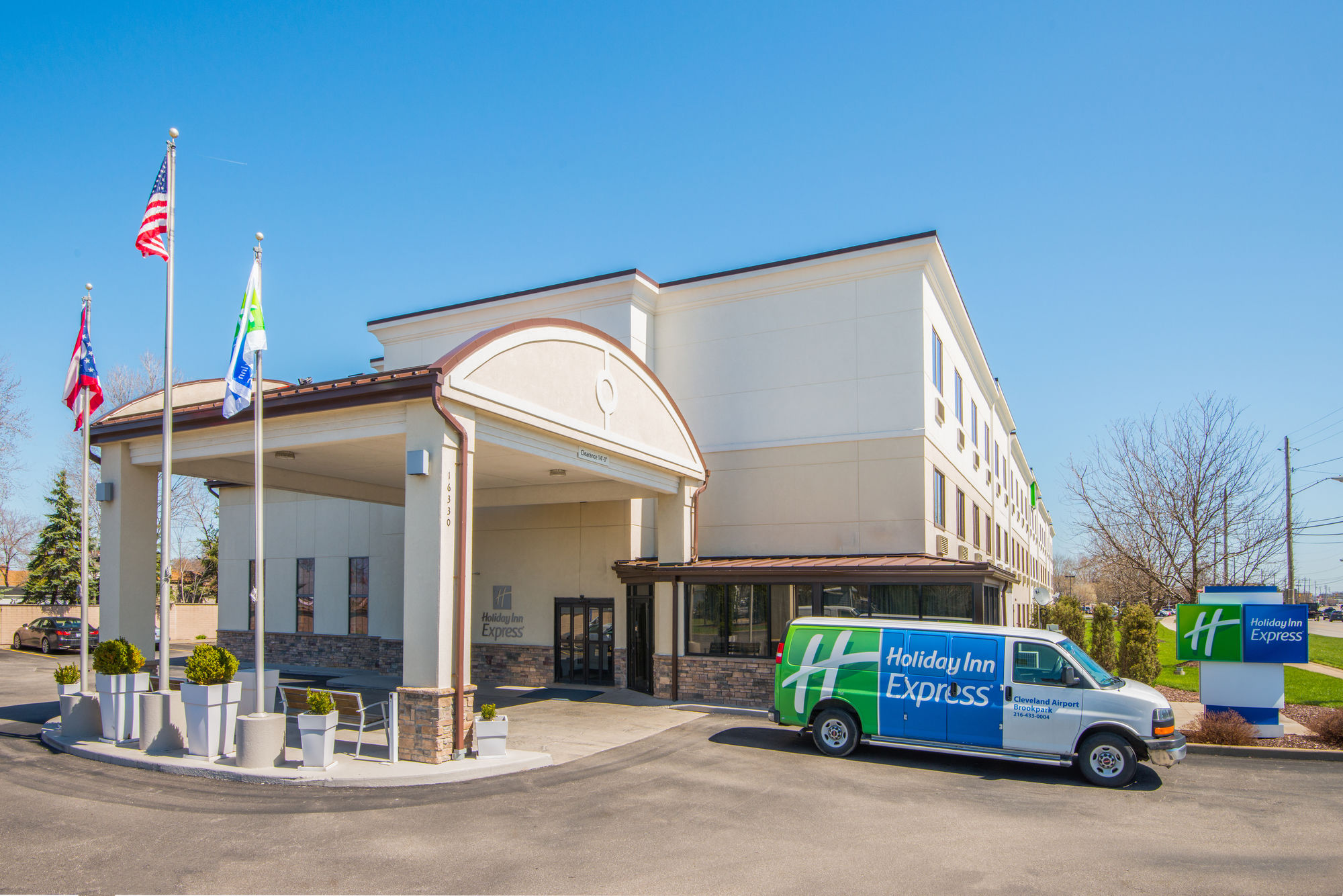 Holiday Inn Express Cleveland Airport - Brook Park