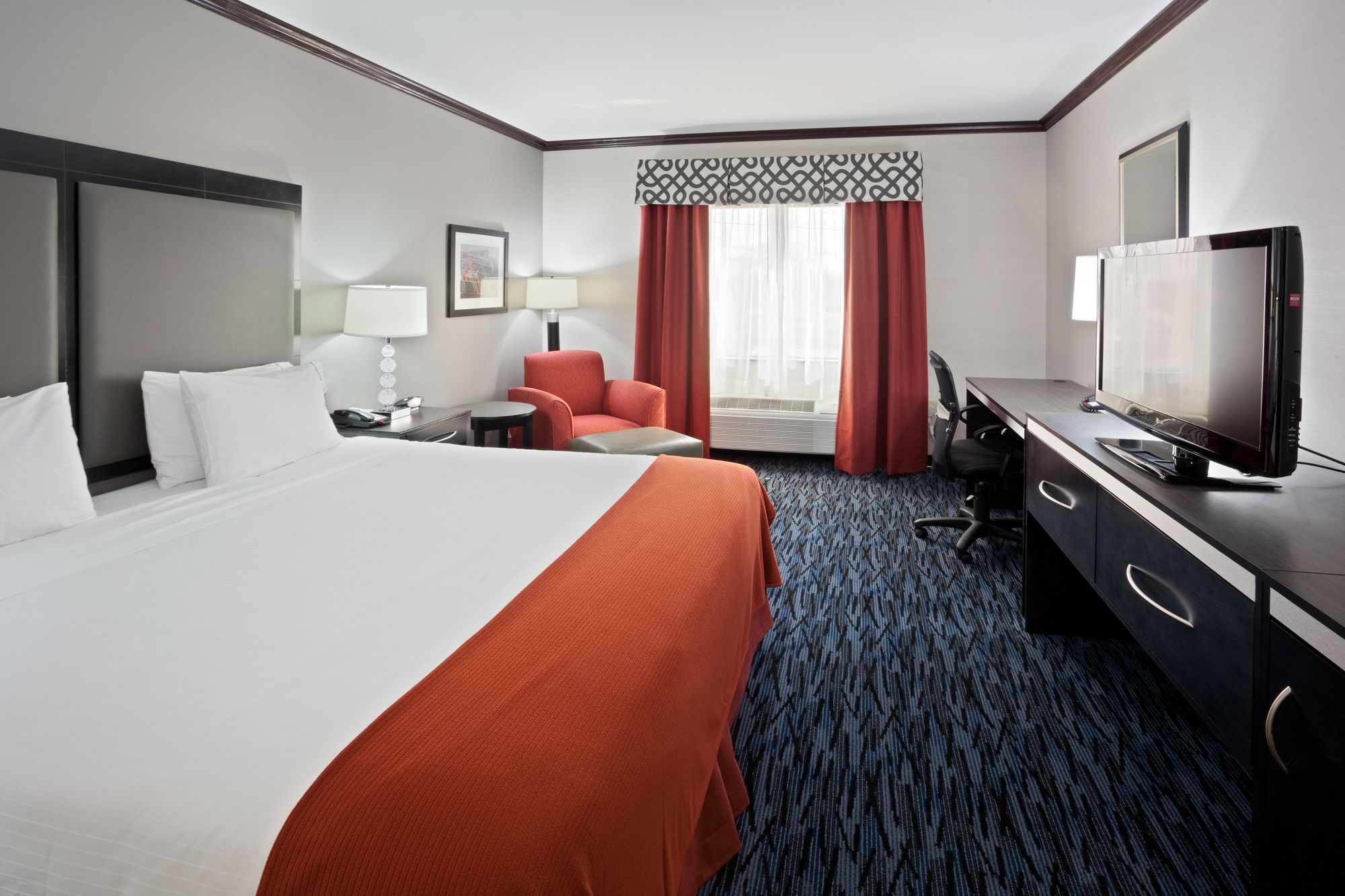 Holiday Inn Express Cleveland Airport - Brook Park