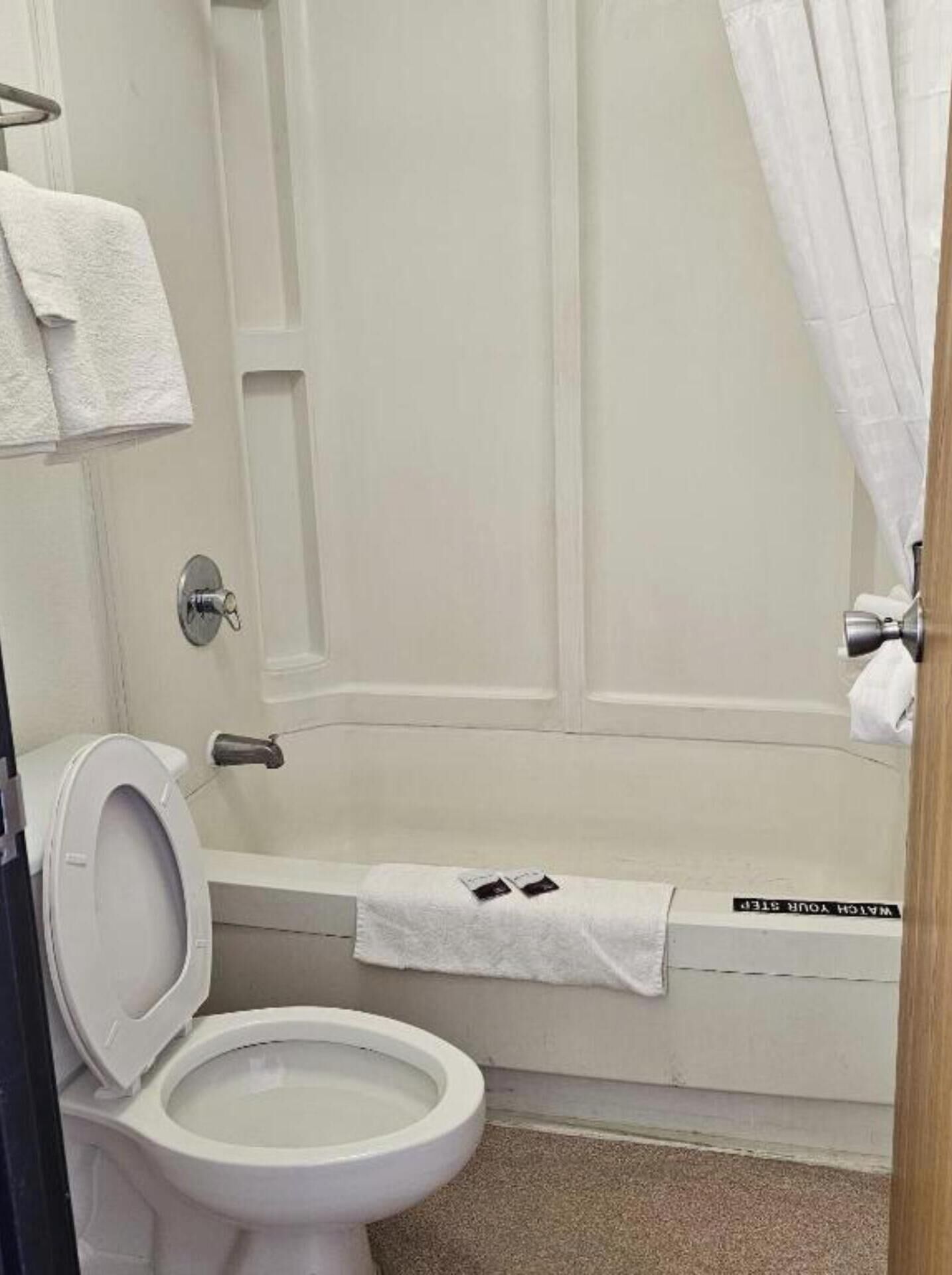 Brookville Inn by OYO Near Dayton International Airport