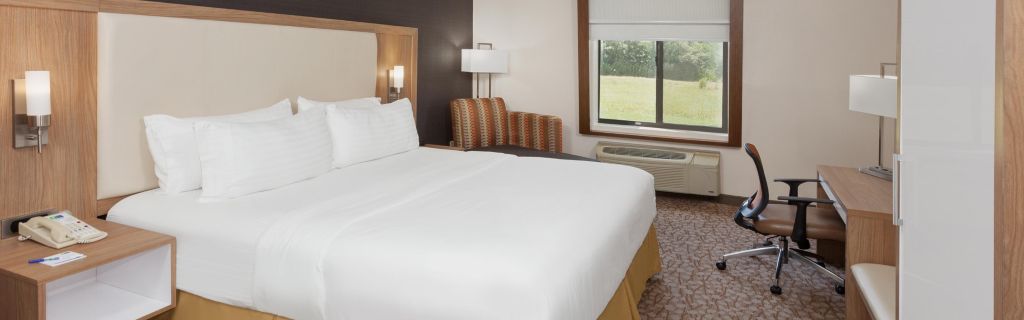 Holiday Inn Express Hotel & Suites Dayton West - Brookville