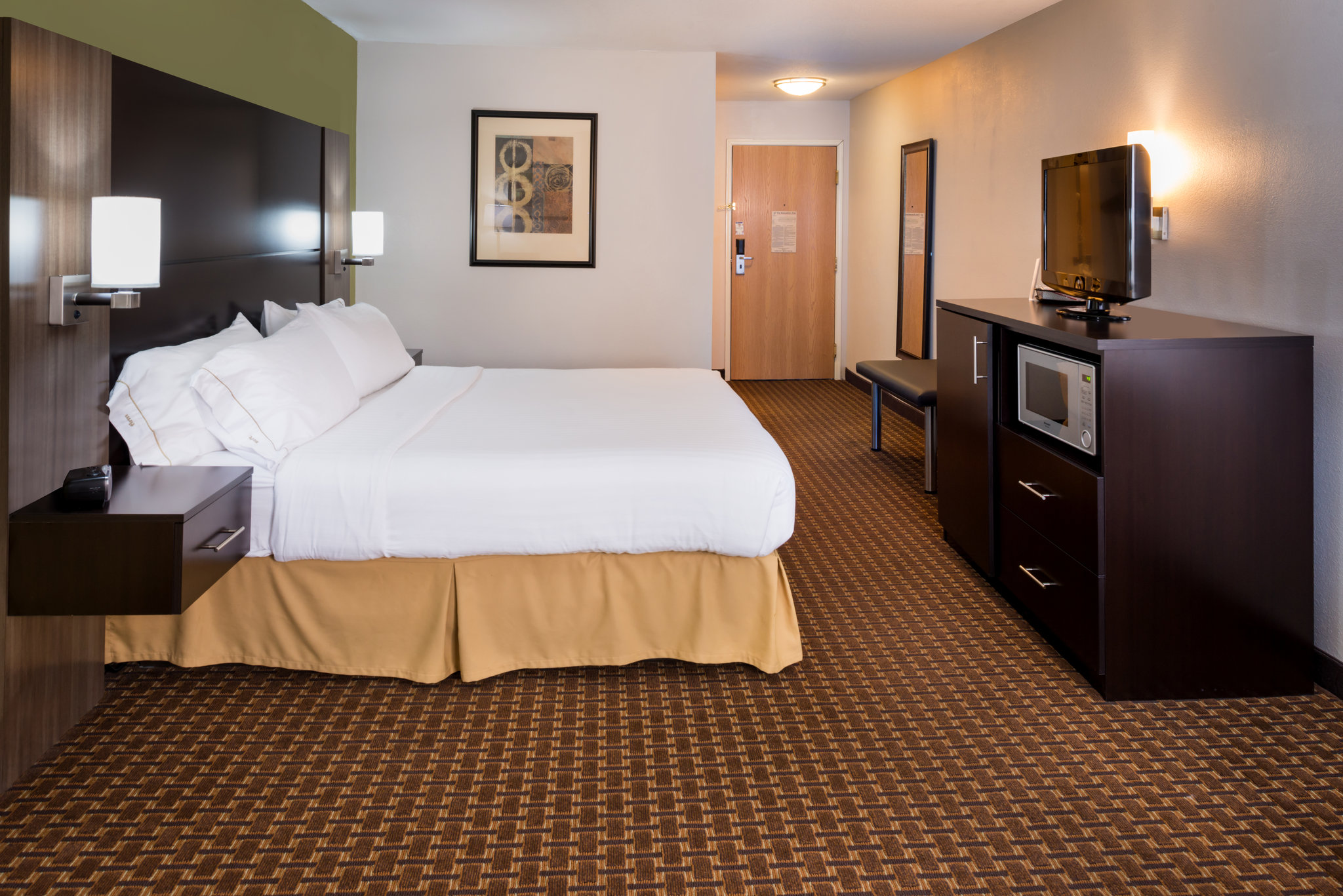 Holiday Inn Express & Suites Bucyrus