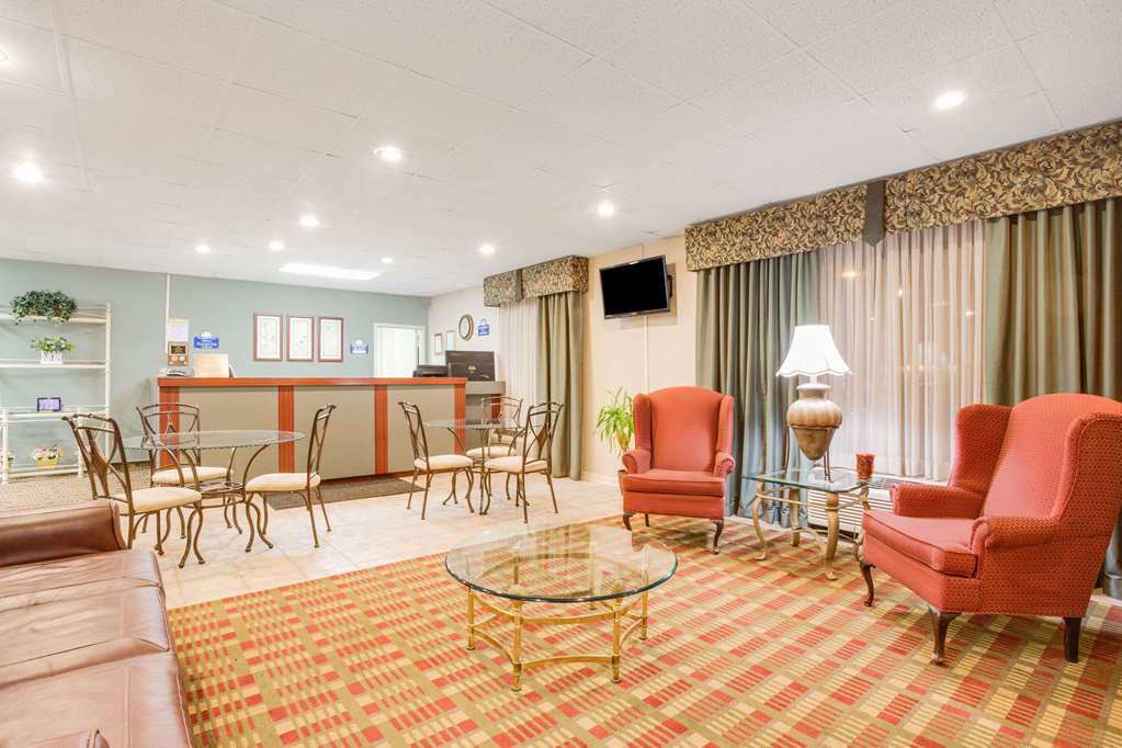 Days Inn by Wyndham Cambridge