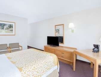 Days Inn by Wyndham Cambridge