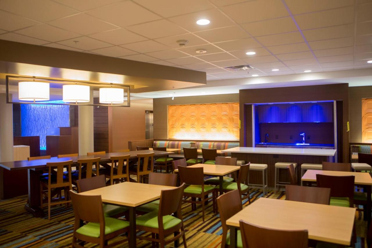 Fairfield Inn & Suites Cambridge