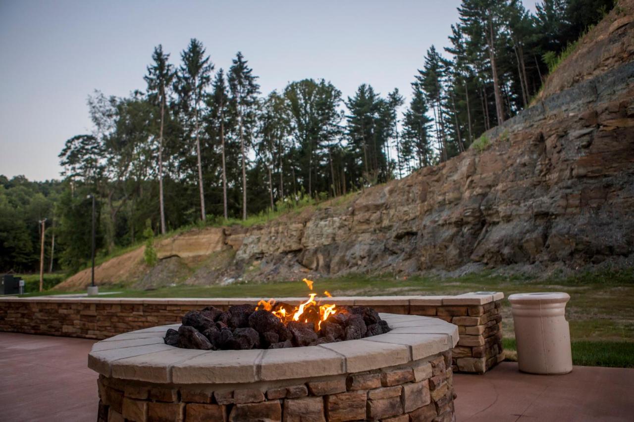 Fairfield Inn & Suites Cambridge