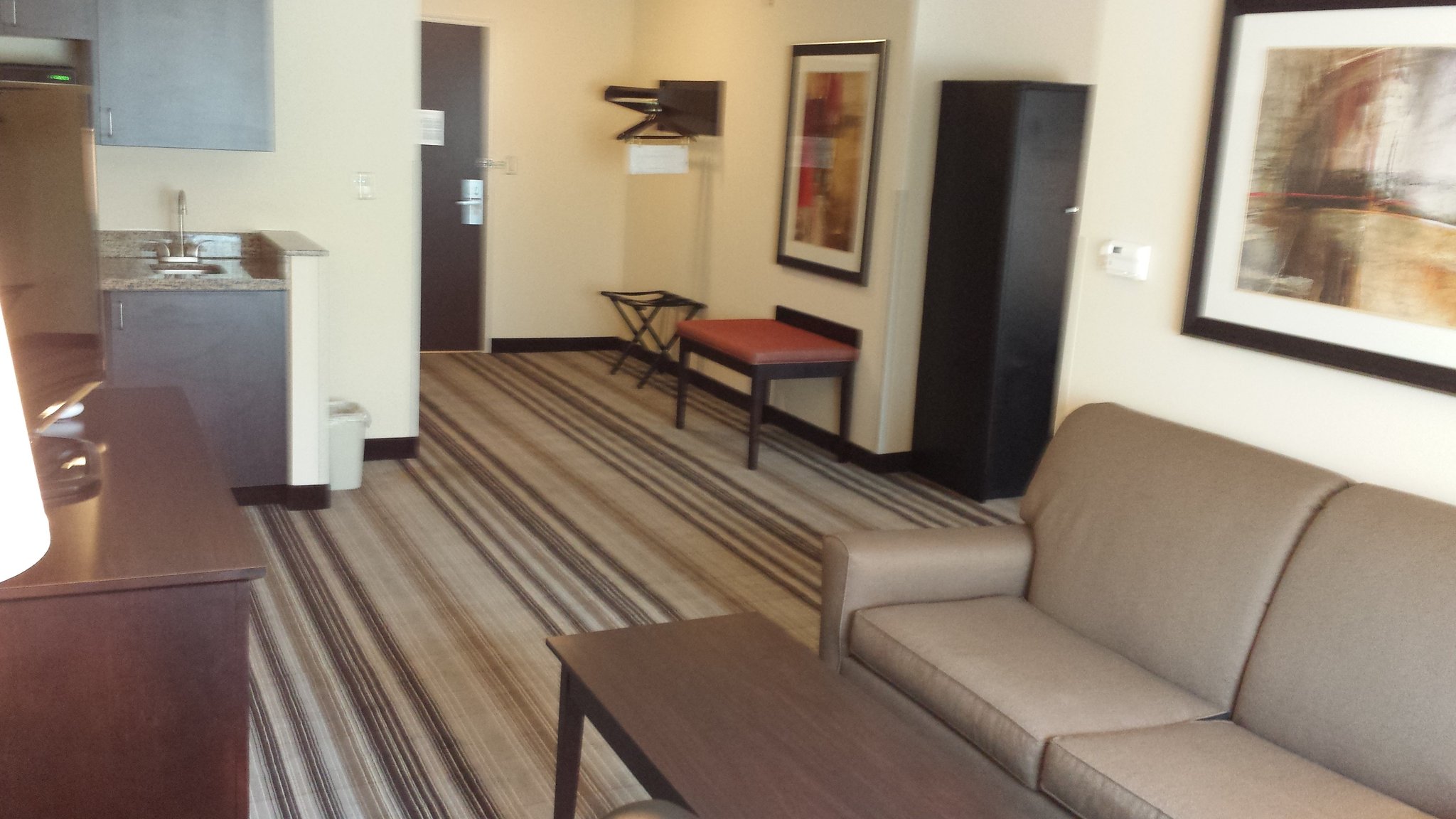 Holiday Inn Express & Suites Cambridge