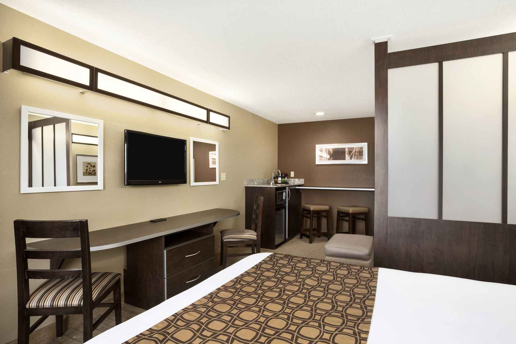 Microtel Inn & Suites by Wyndham Cambridge