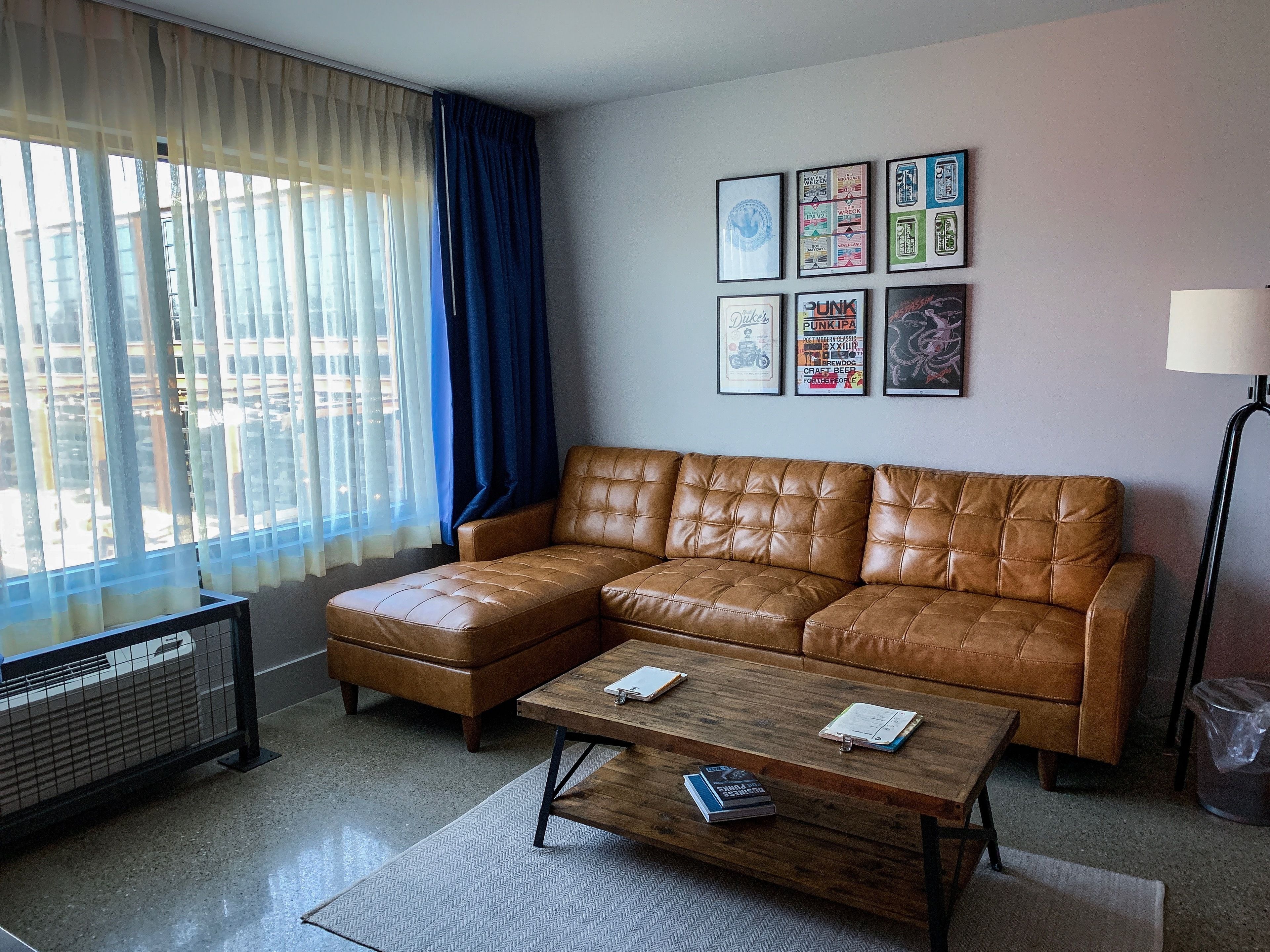 Doghouse Hotel & Brewery