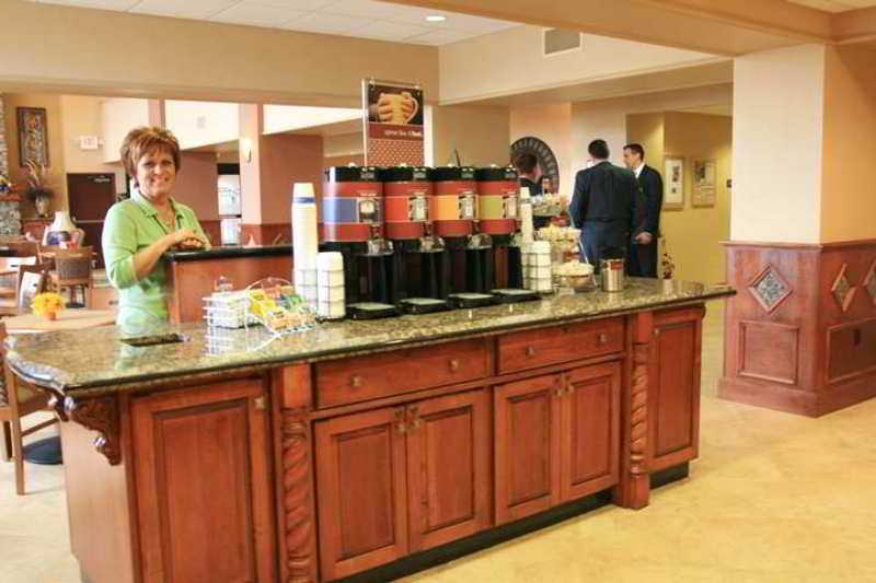 Hampton Inn & Suites Youngstown Canfield