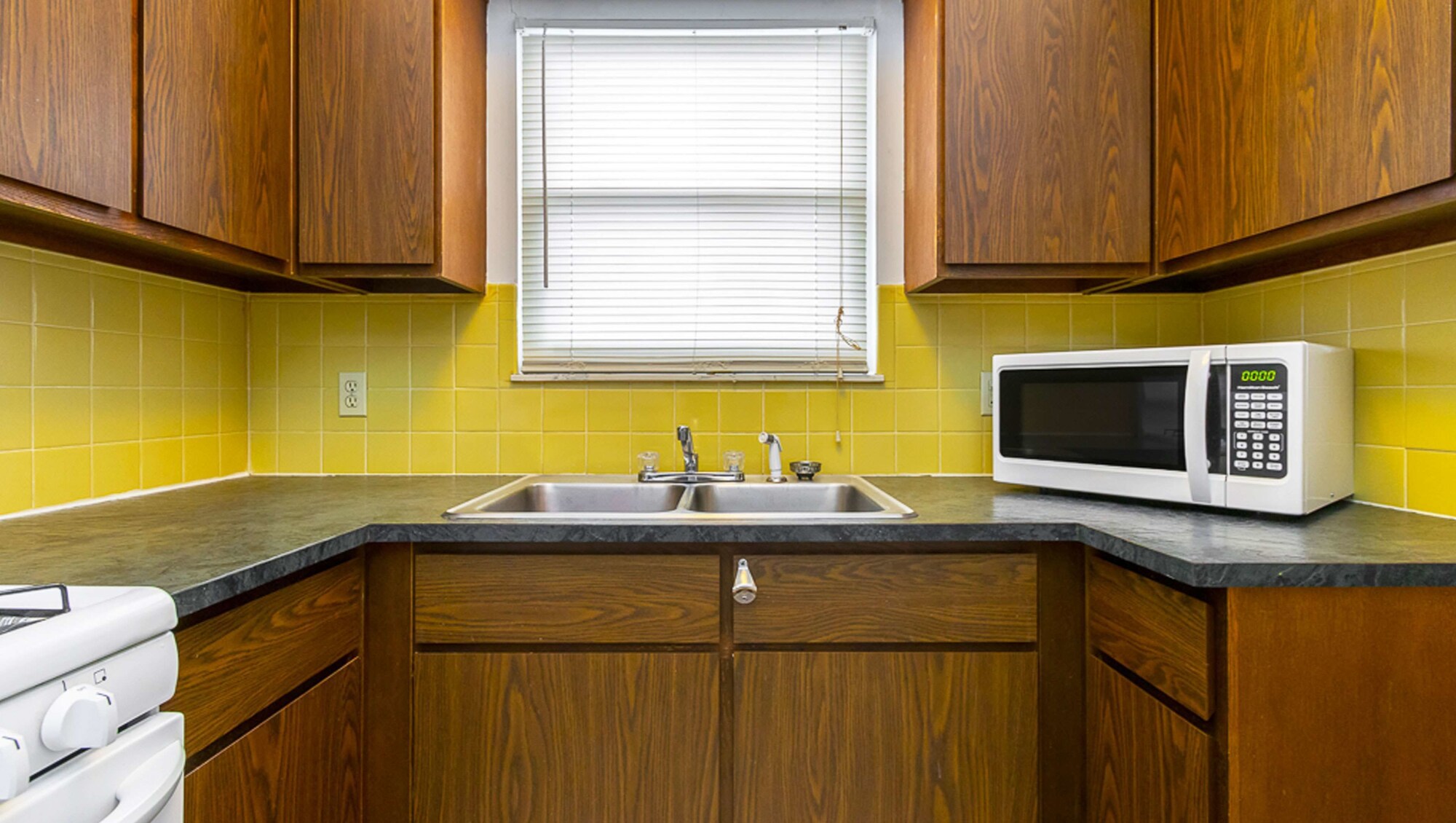 Magnuson Hotel Extended Stay Canton Ohio