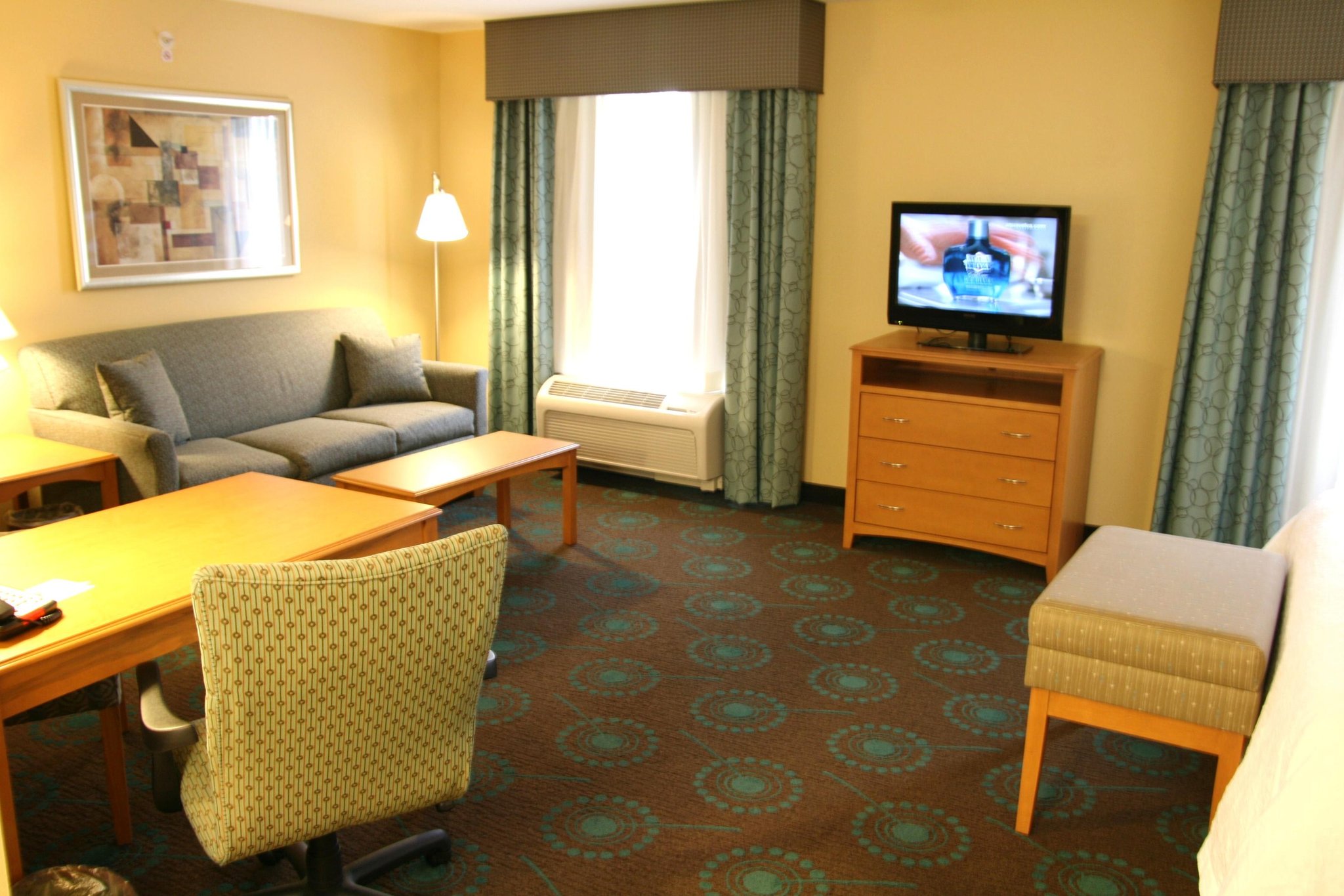 Hampton Inn & Suites Canton