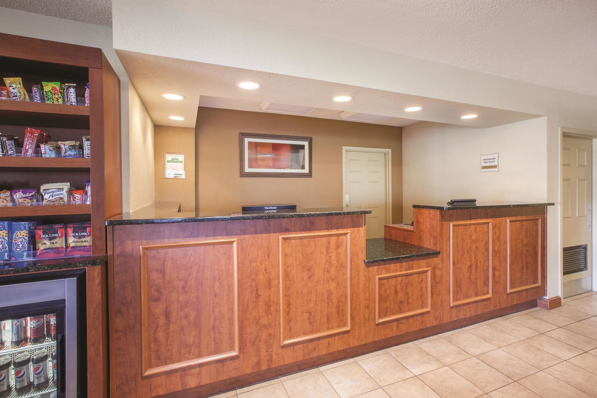Country Inn & Suites by Radisson, Canton near Hall of Fame