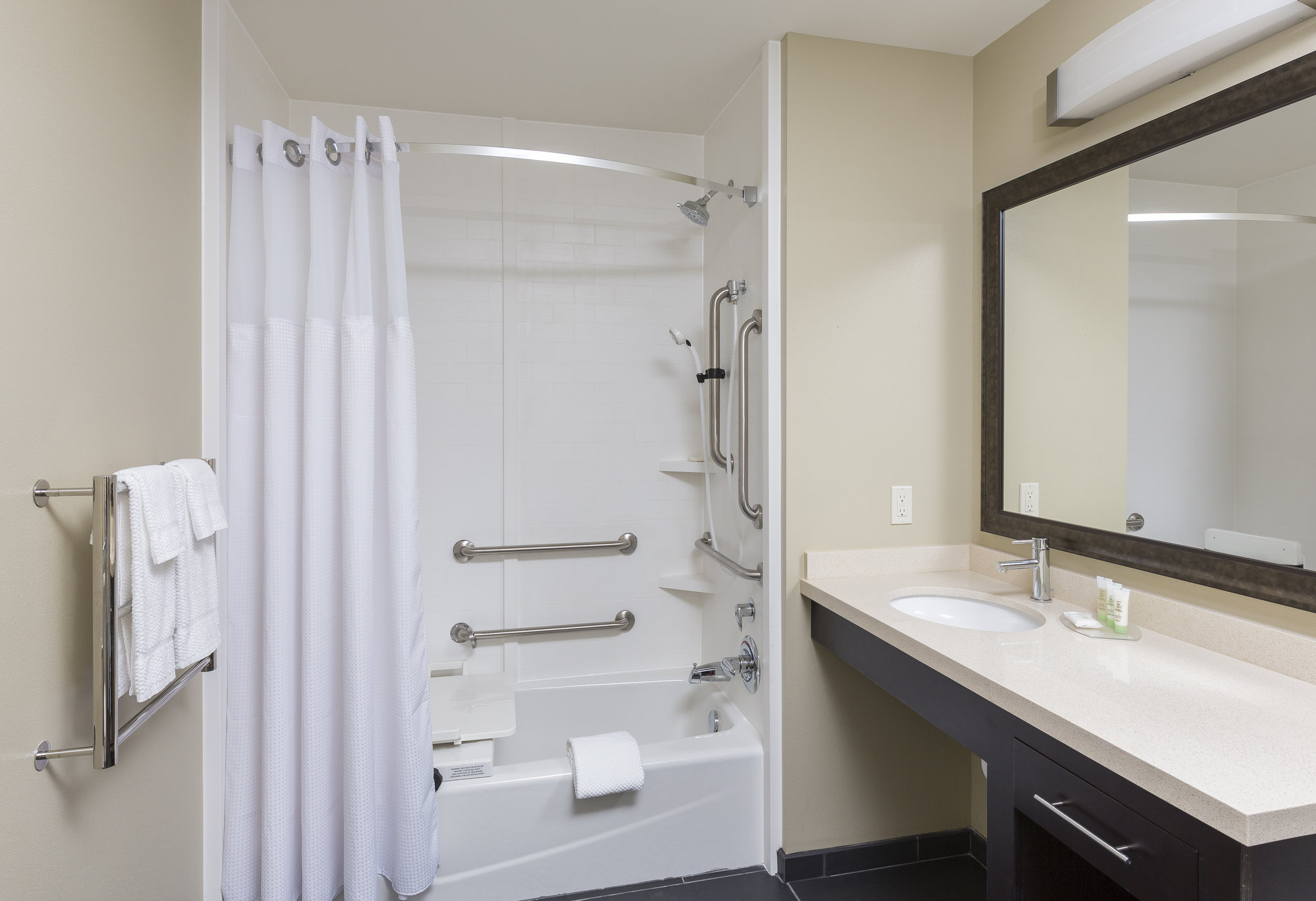 Staybridge Suites Canton