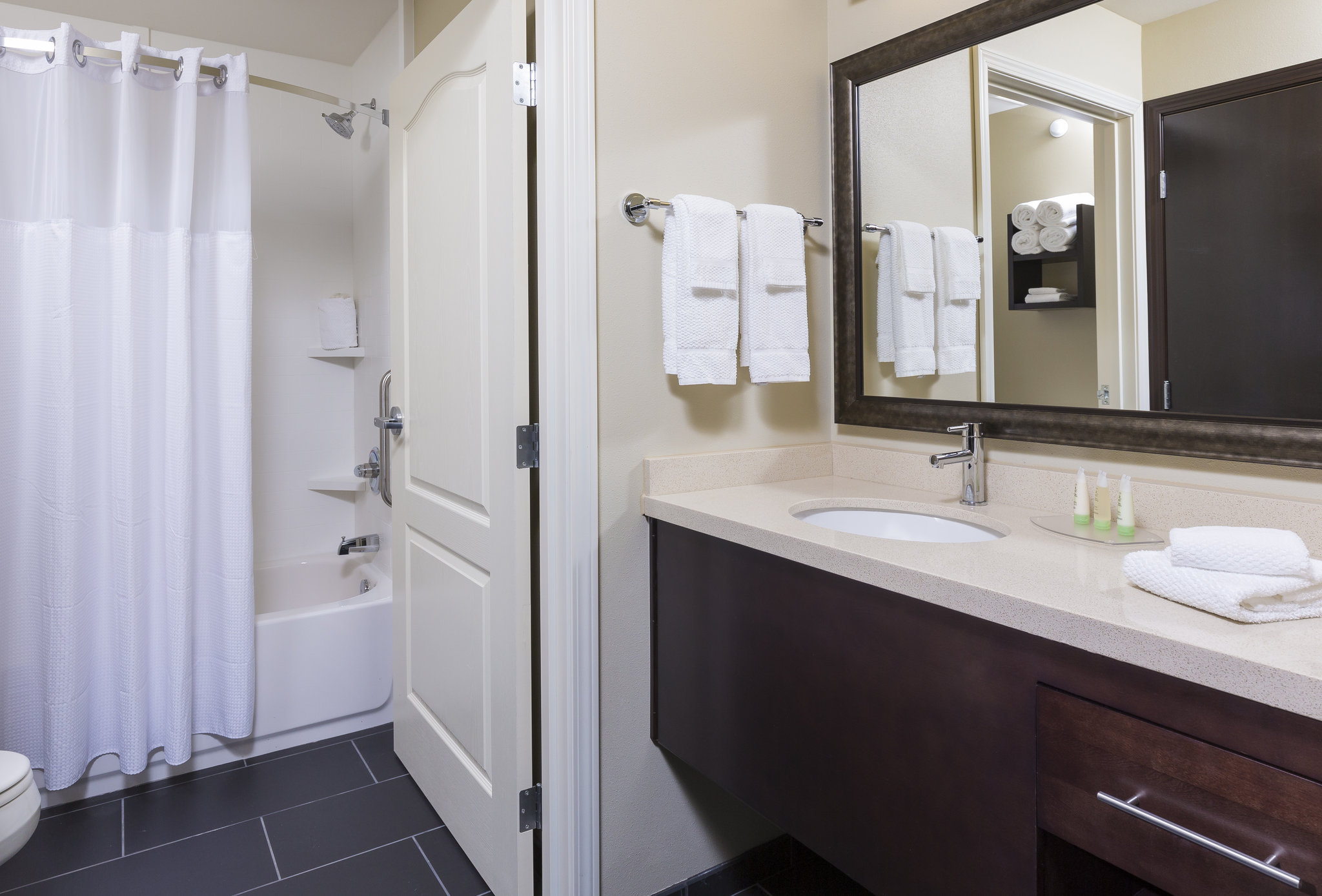Staybridge Suites Canton